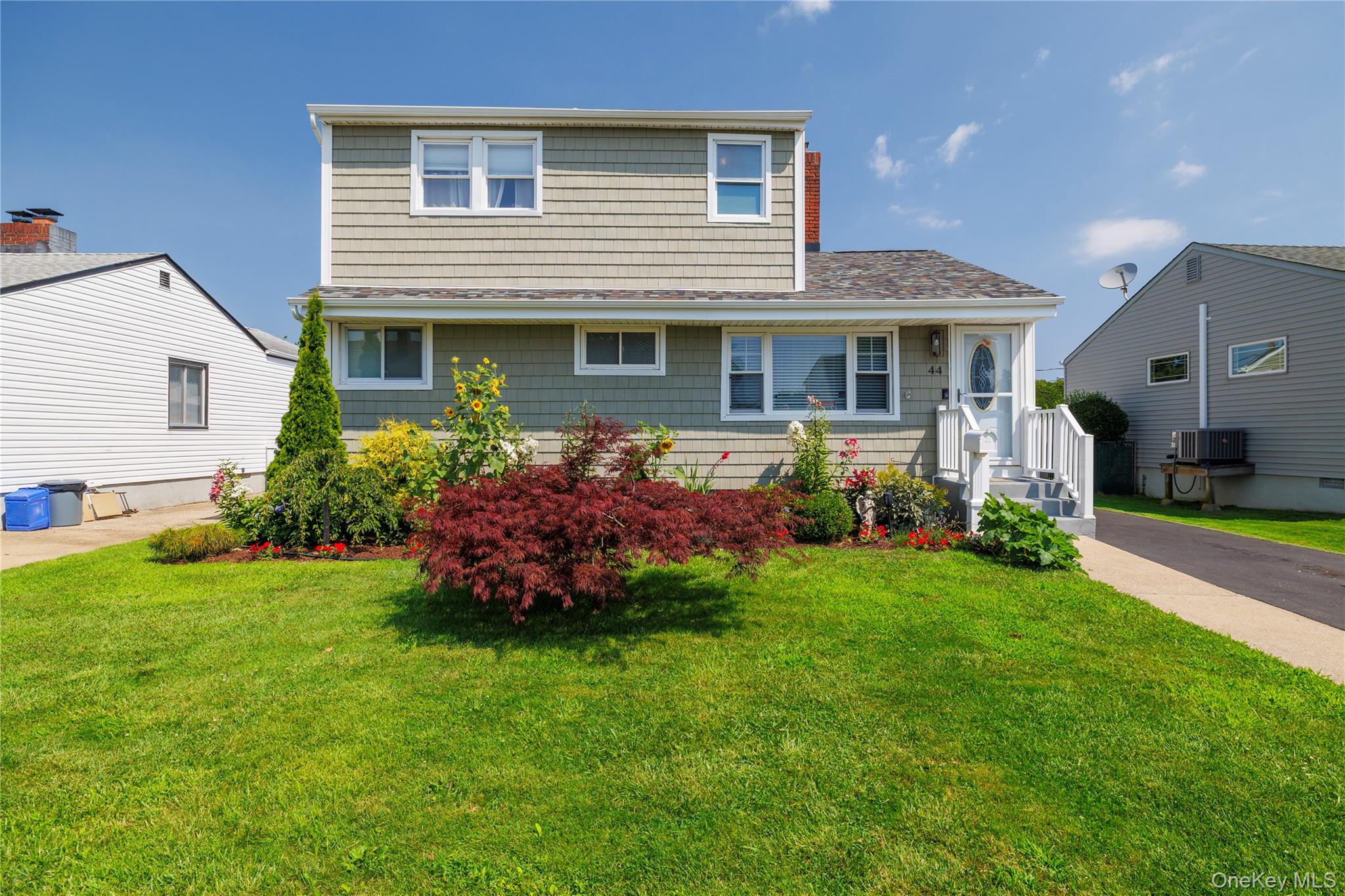 44 Tyler Street, Freeport, NY 11520