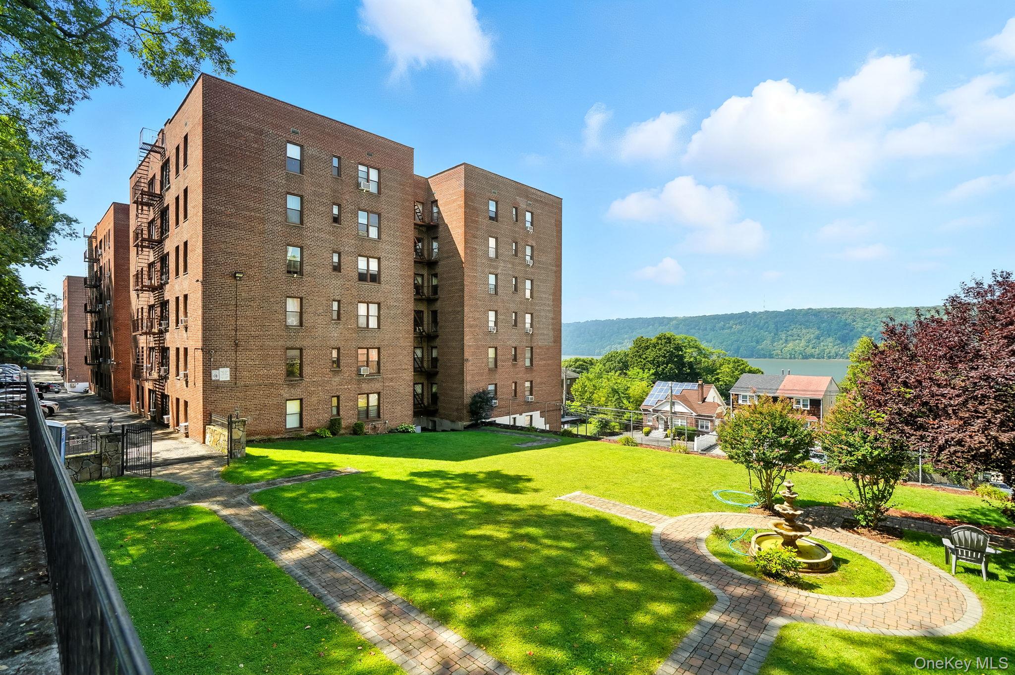 650 Warburton Avenue # 6M, Yonkers, NY 10701