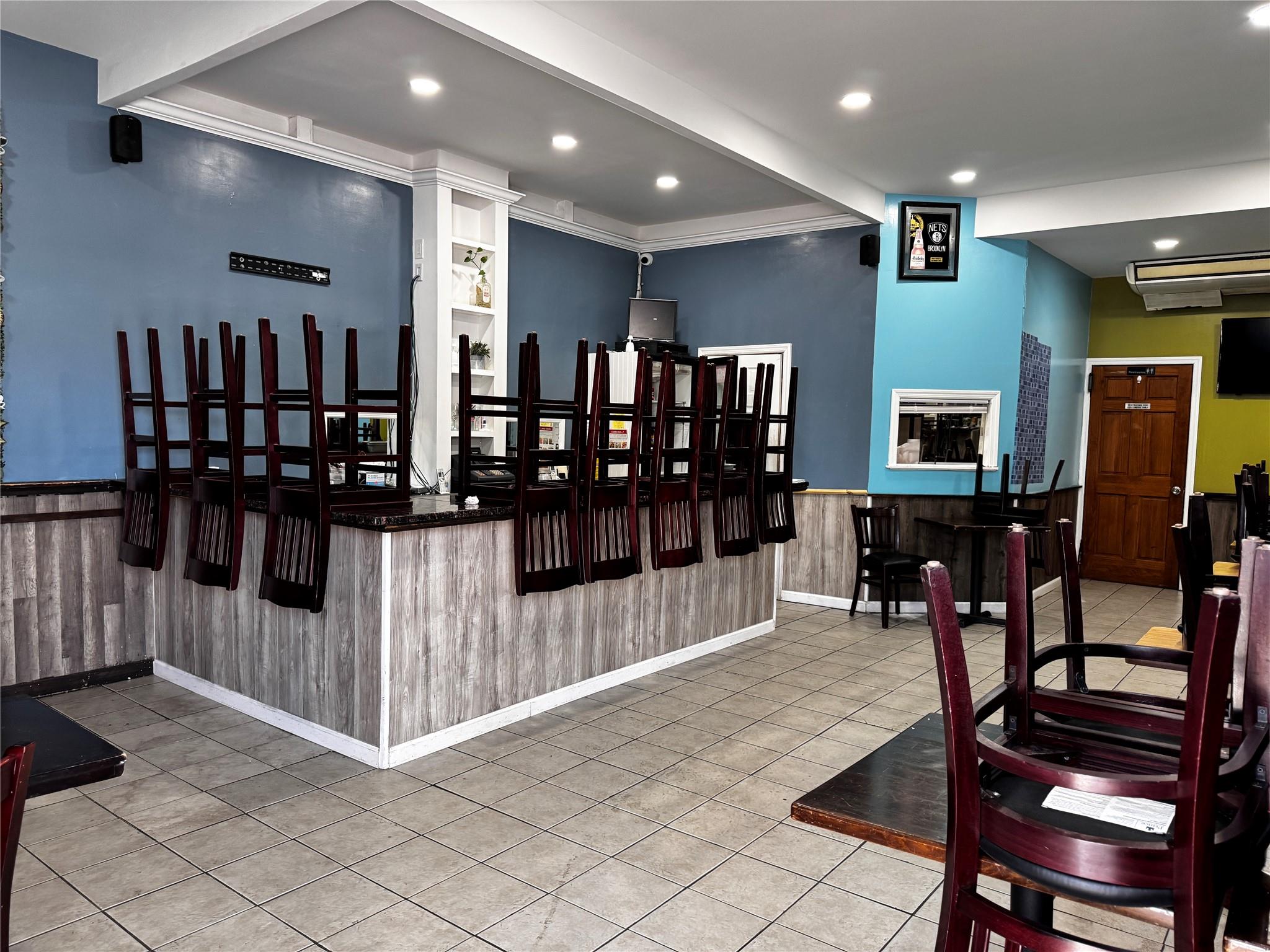 214-21 Jamaica Avenue, Queens Village, NY 11428