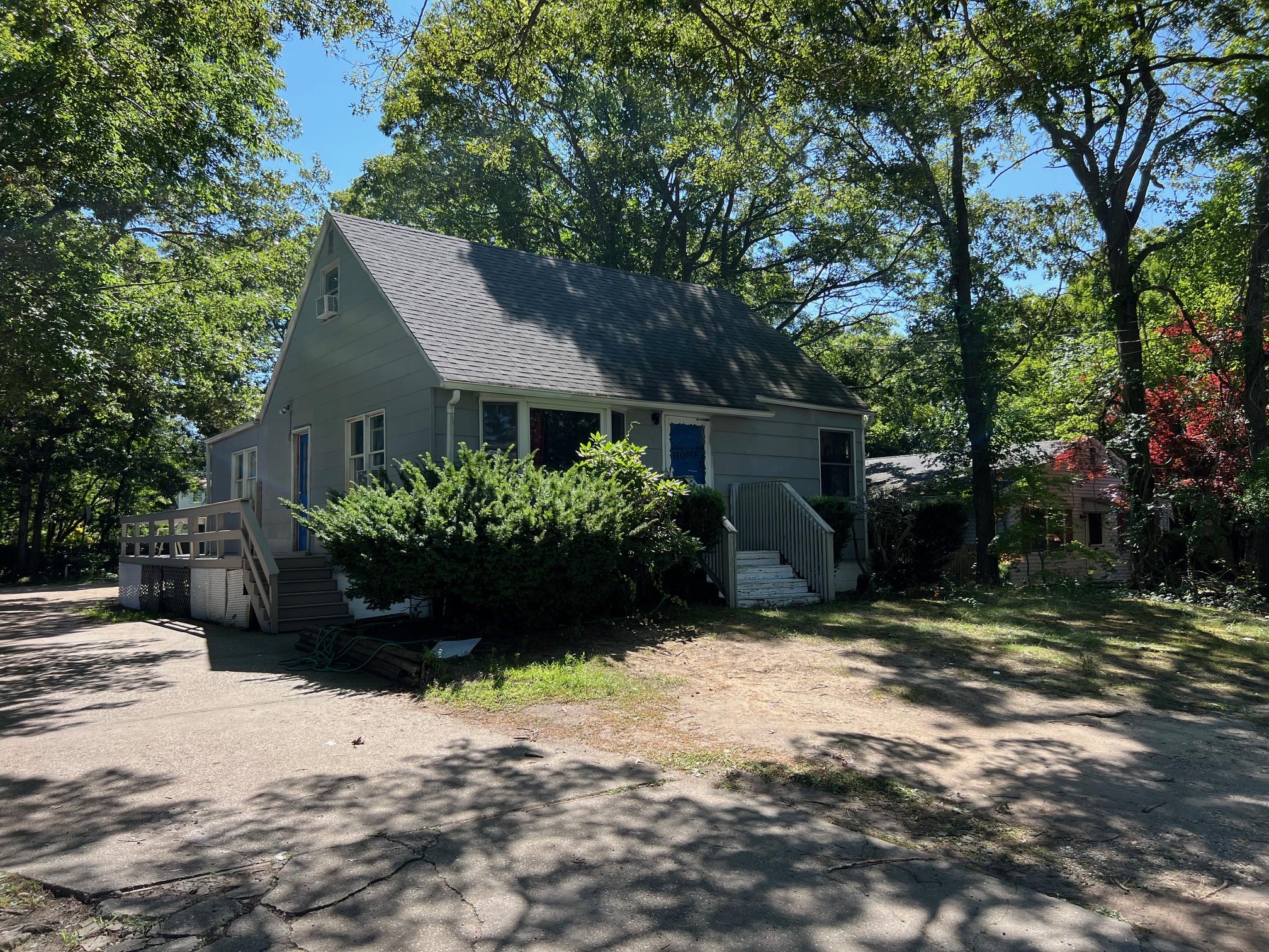 139 Madison Street, Mastic, NY 11950