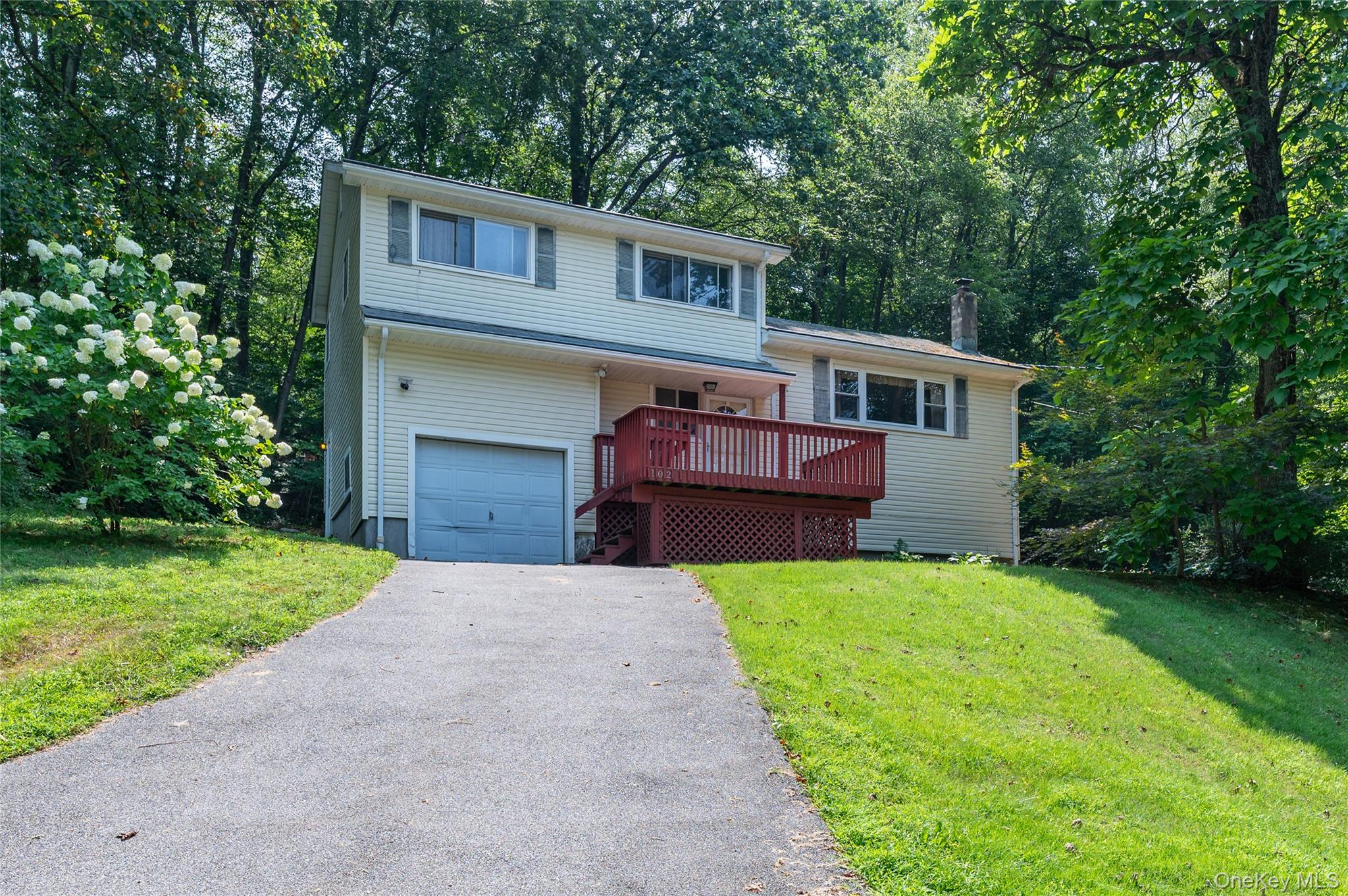 102 Ridge Road, Cortlandt Manor, NY 10567