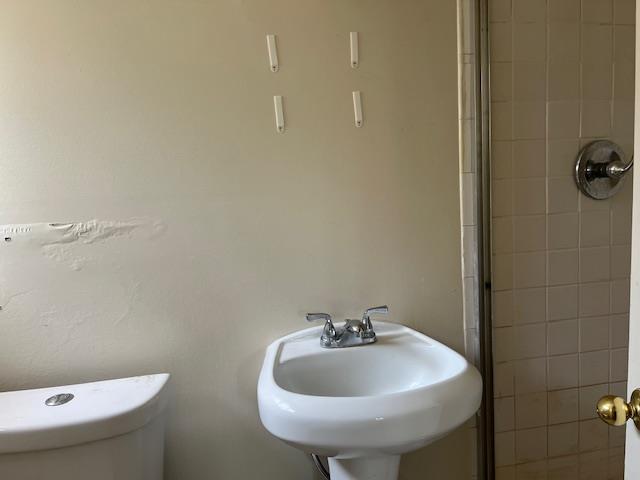 87 W Clinton Avenue, Roosevelt, NY 11575