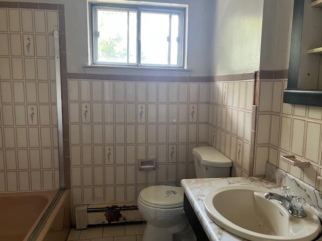 87 W Clinton Avenue, Roosevelt, NY 11575