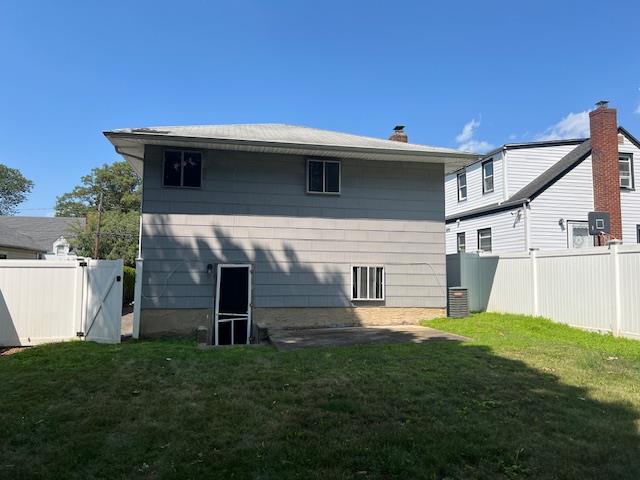 87 W Clinton Avenue, Roosevelt, NY 11575