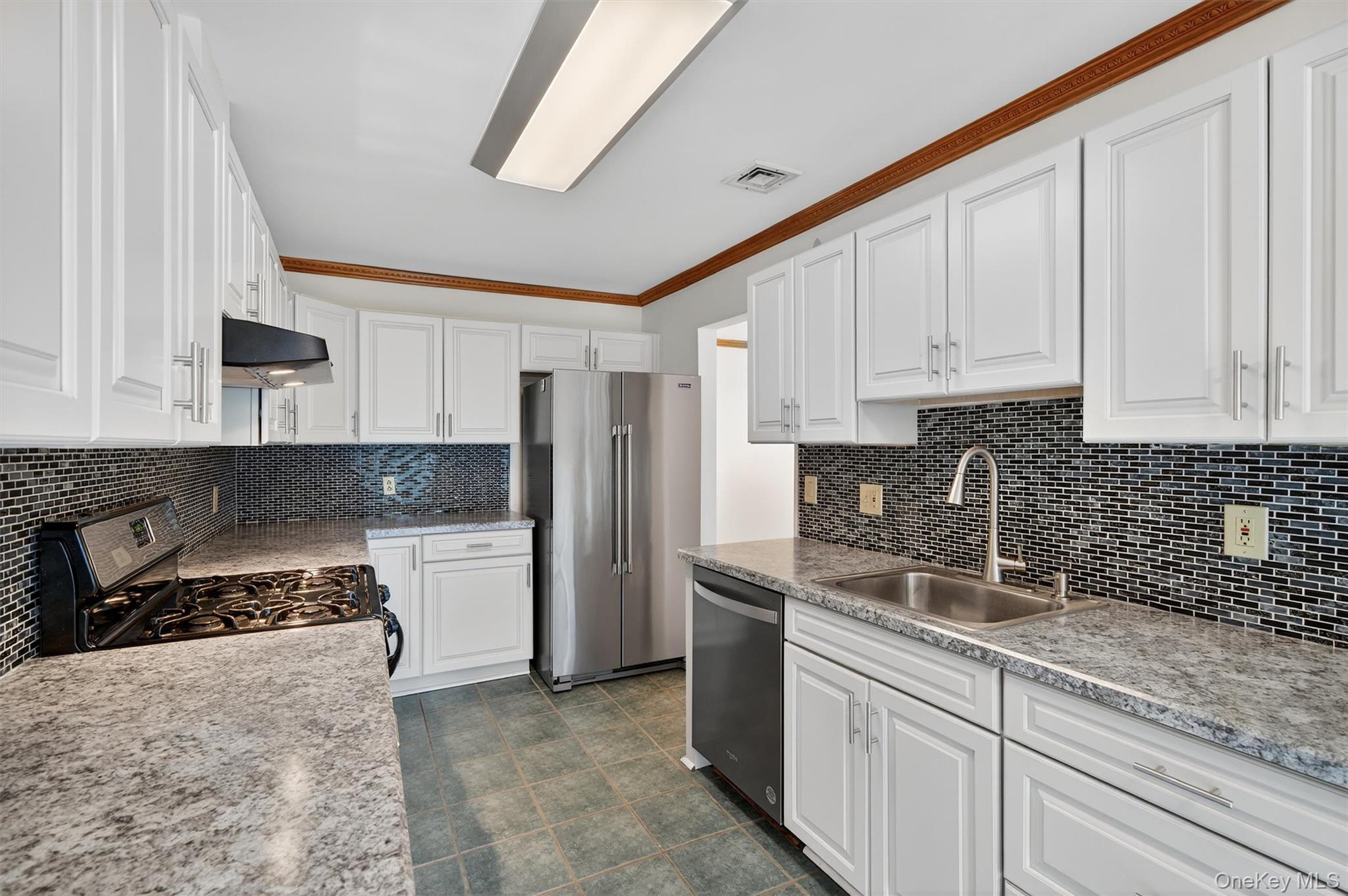 110 Deer Ct Drive, Middletown, NY 10940