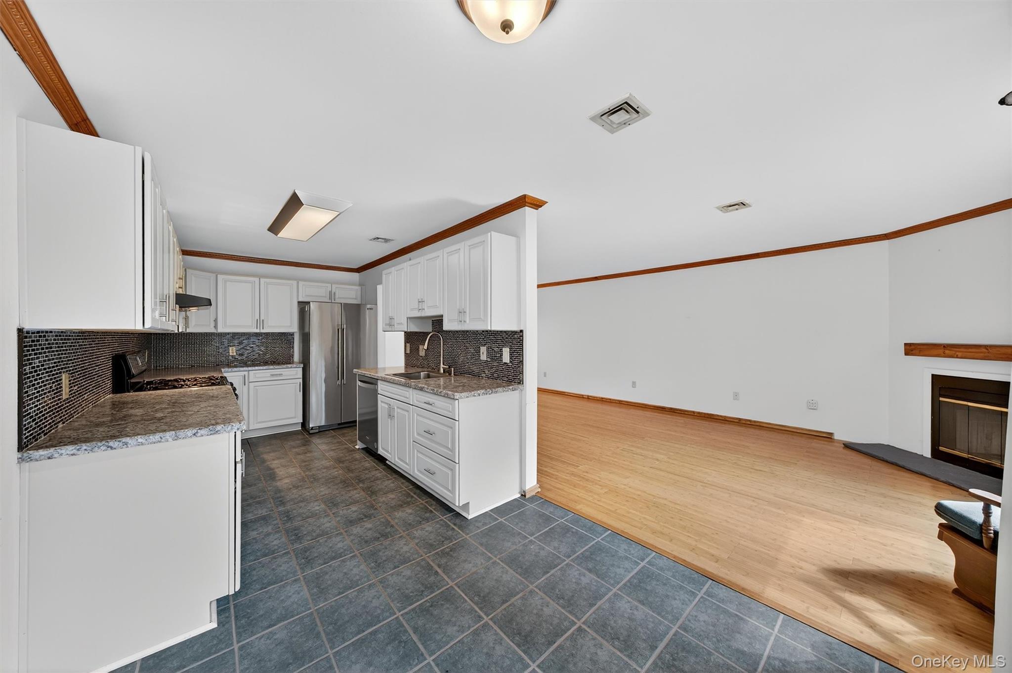 110 Deer Ct Drive, Middletown, NY 10940