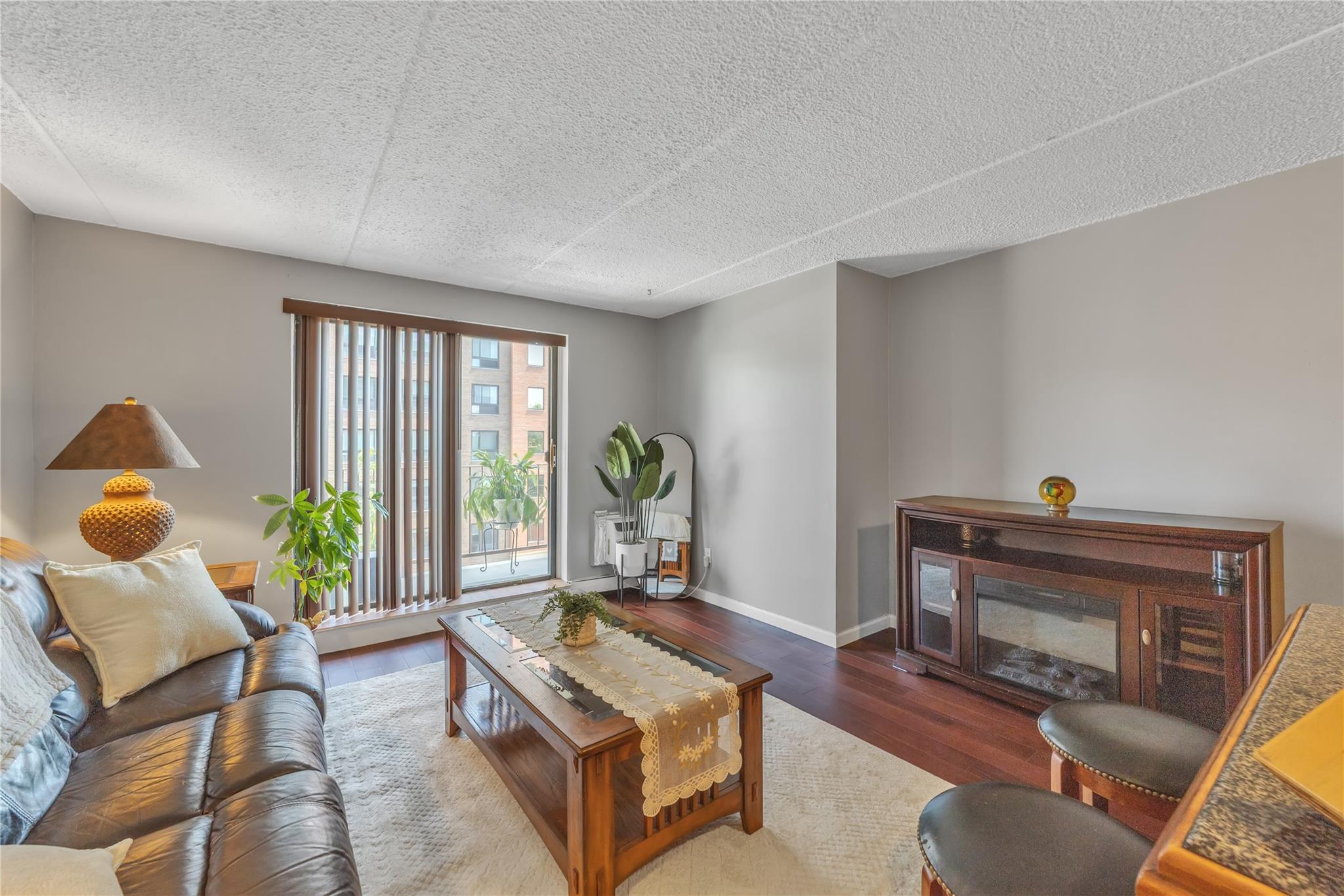 687 Bronx River # 5K, Yonkers, NY 10704