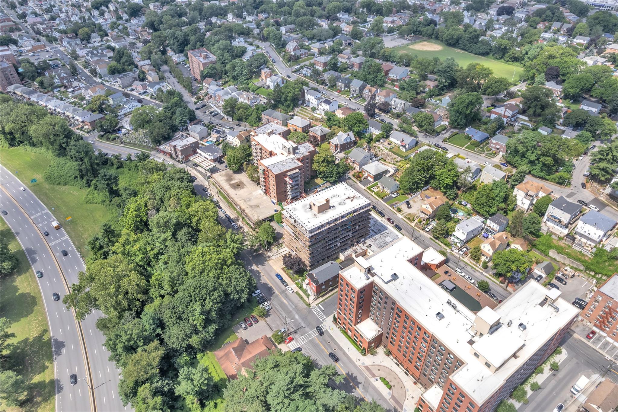 687 Bronx River # 5K, Yonkers, NY 10704