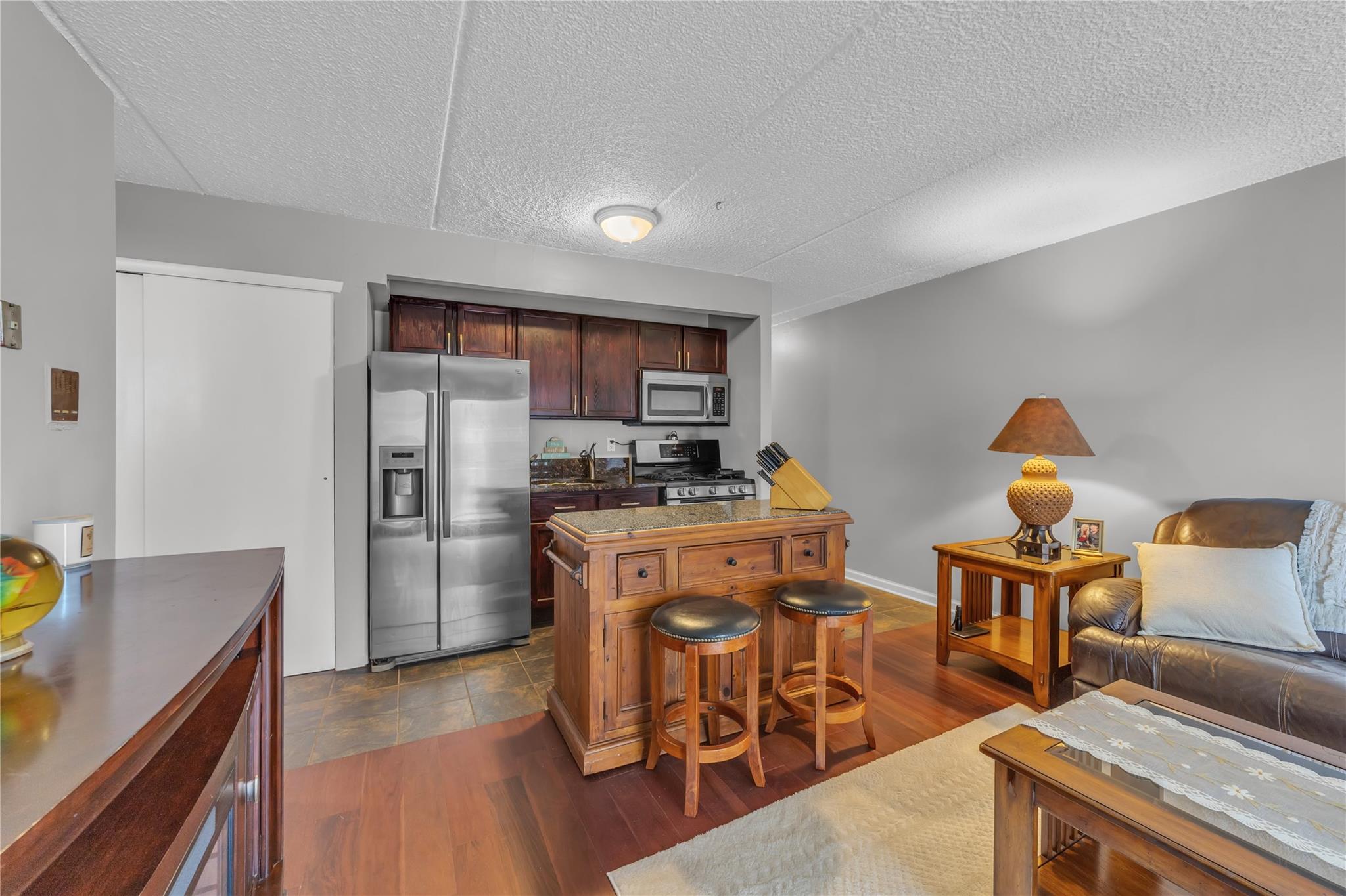 687 Bronx River # 5K, Yonkers, NY 10704