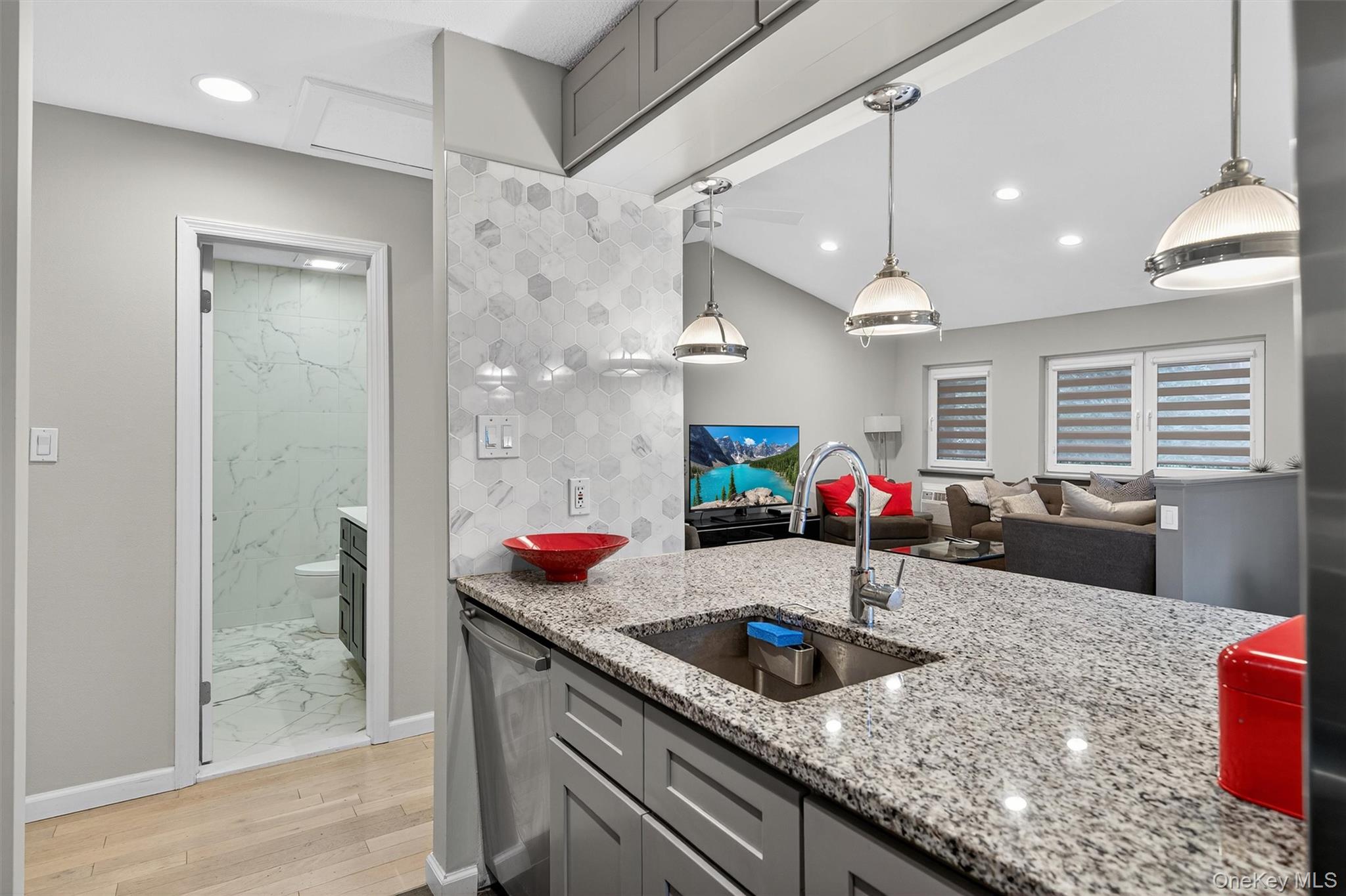 51 Meadowlark Lane, Woodridge, NY 12789