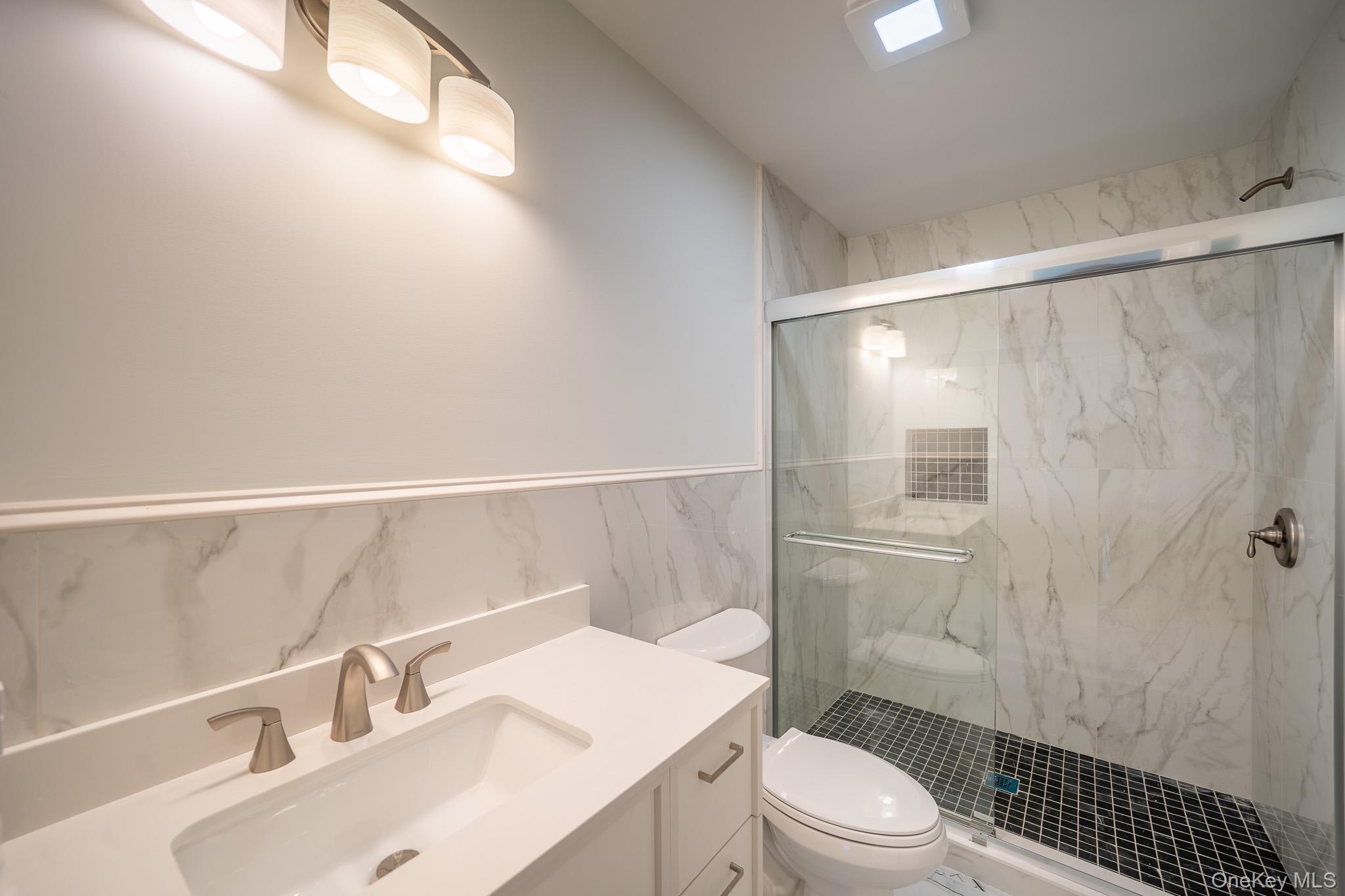 368 Landing Avenue, Smithtown, NY 11787