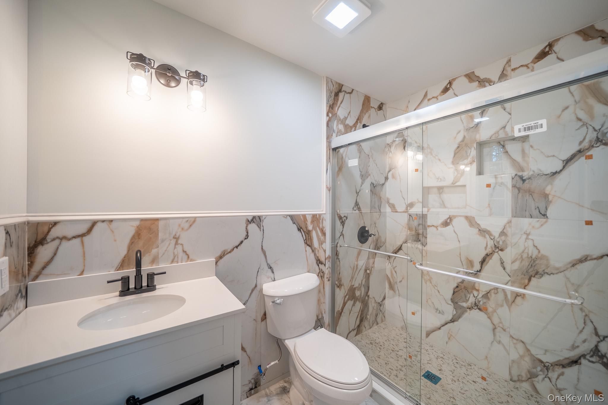 368 Landing Avenue, Smithtown, NY 11787