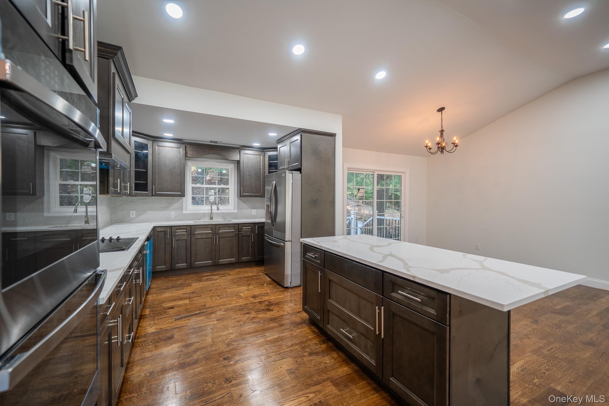 368 Landing Avenue, Smithtown, NY 11787