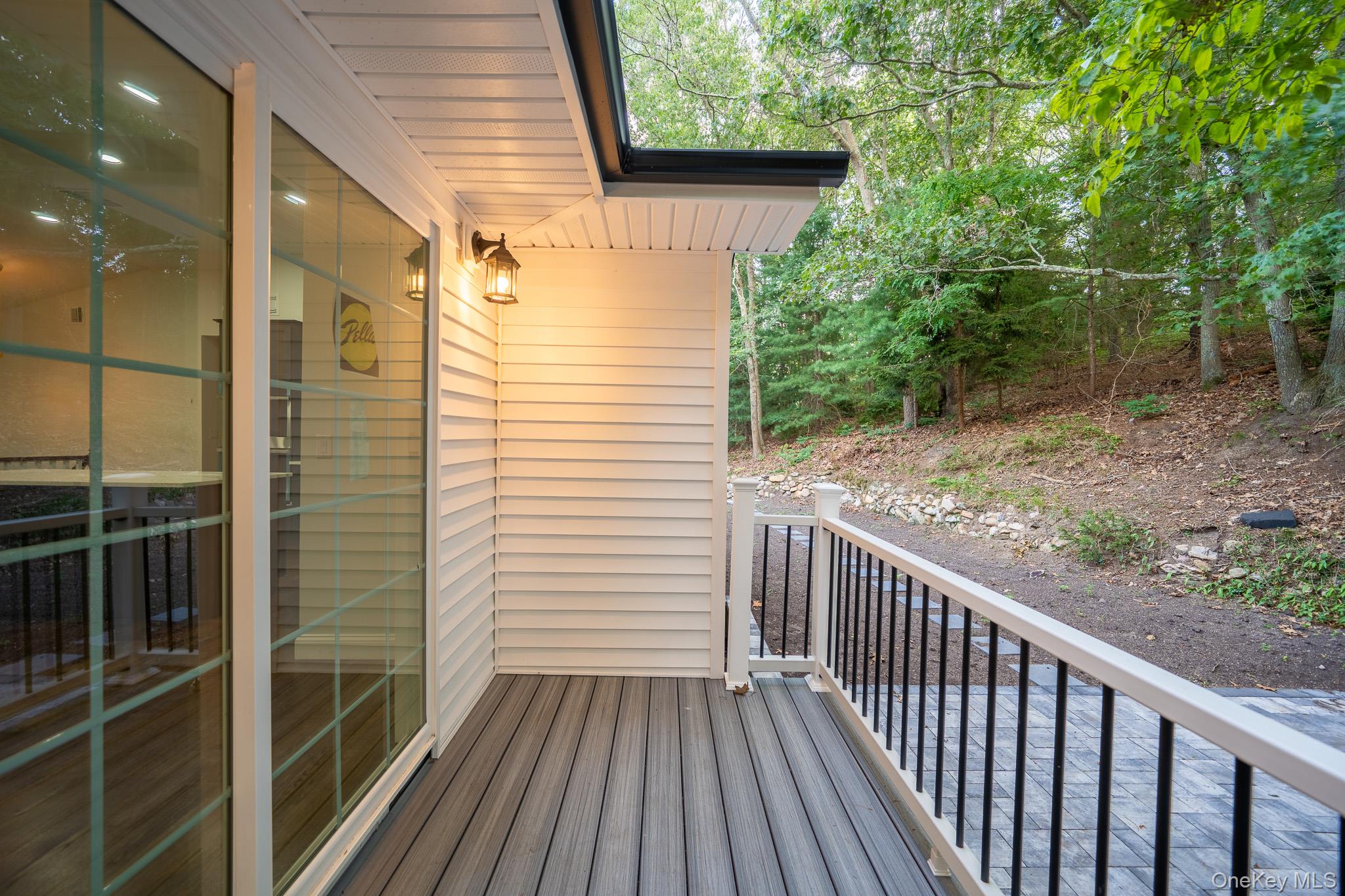 368 Landing Avenue, Smithtown, NY 11787