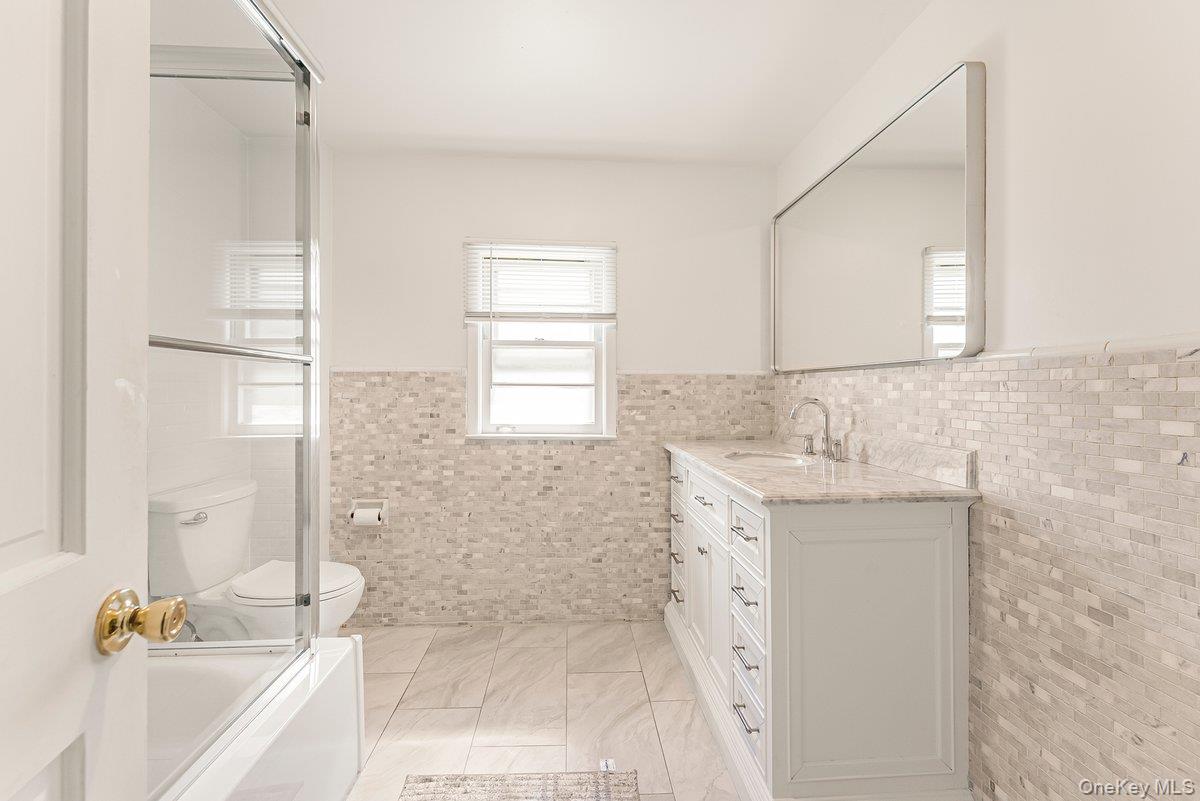 60 Gramercy Avenue, Yonkers, NY 10701