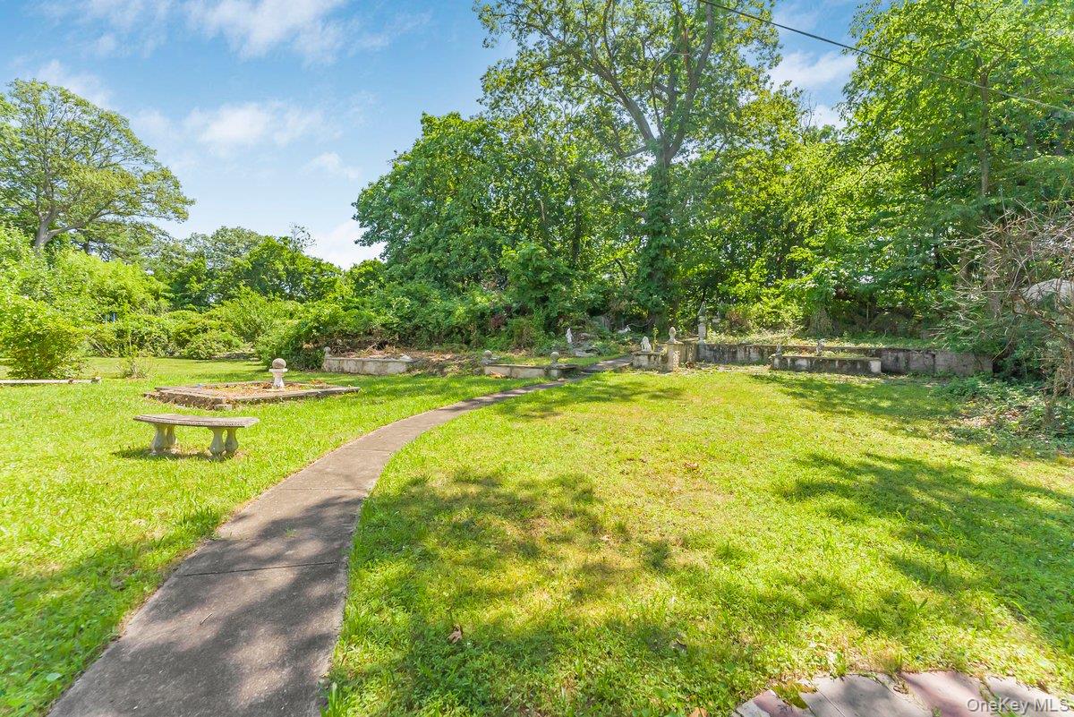 60 Gramercy Avenue, Yonkers, NY 10701