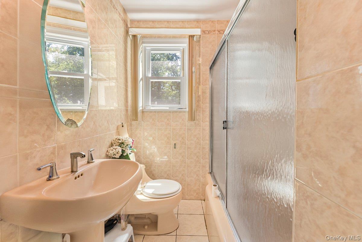 60 Gramercy Avenue, Yonkers, NY 10701