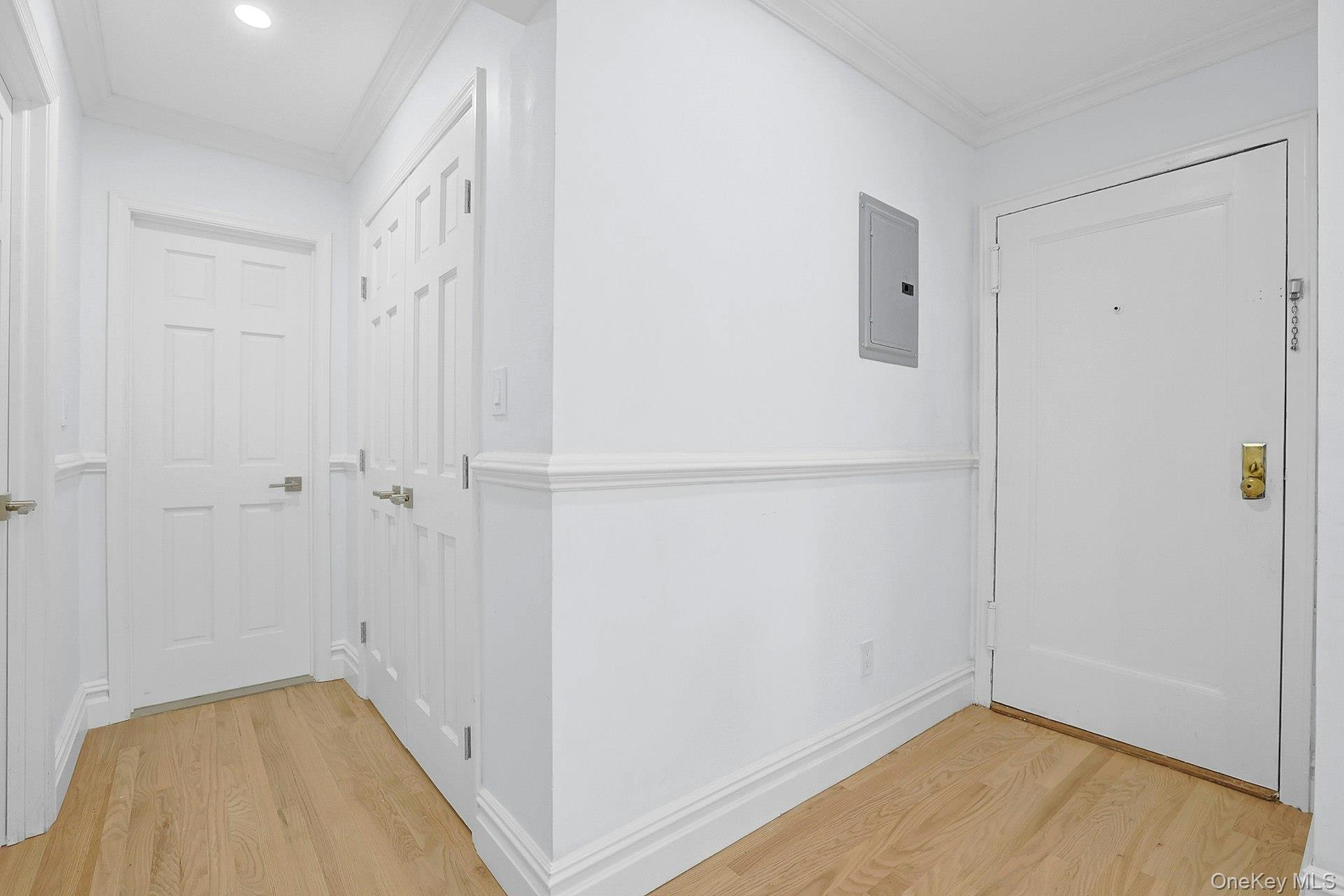 1187 California Road # 1R, Eastchester, NY 10709