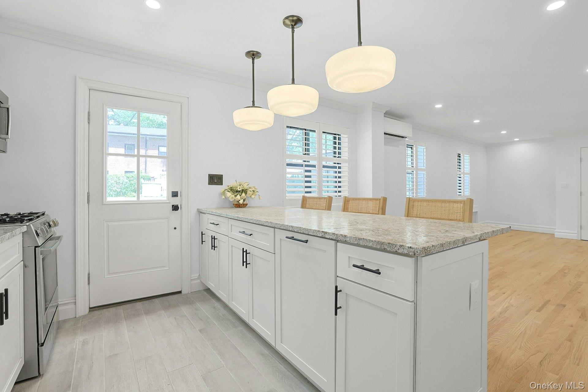 1187 California Road # 1R, Eastchester, NY 10709