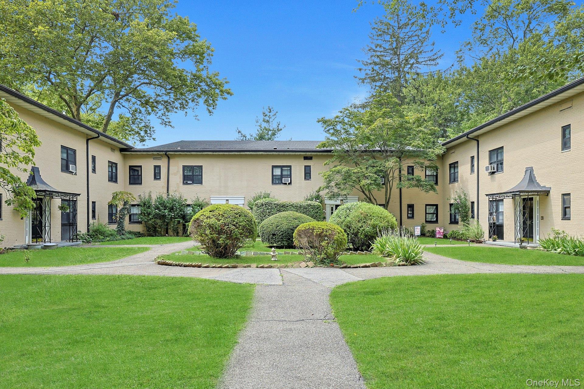 1187 California Road # 1R, Eastchester, NY 10709