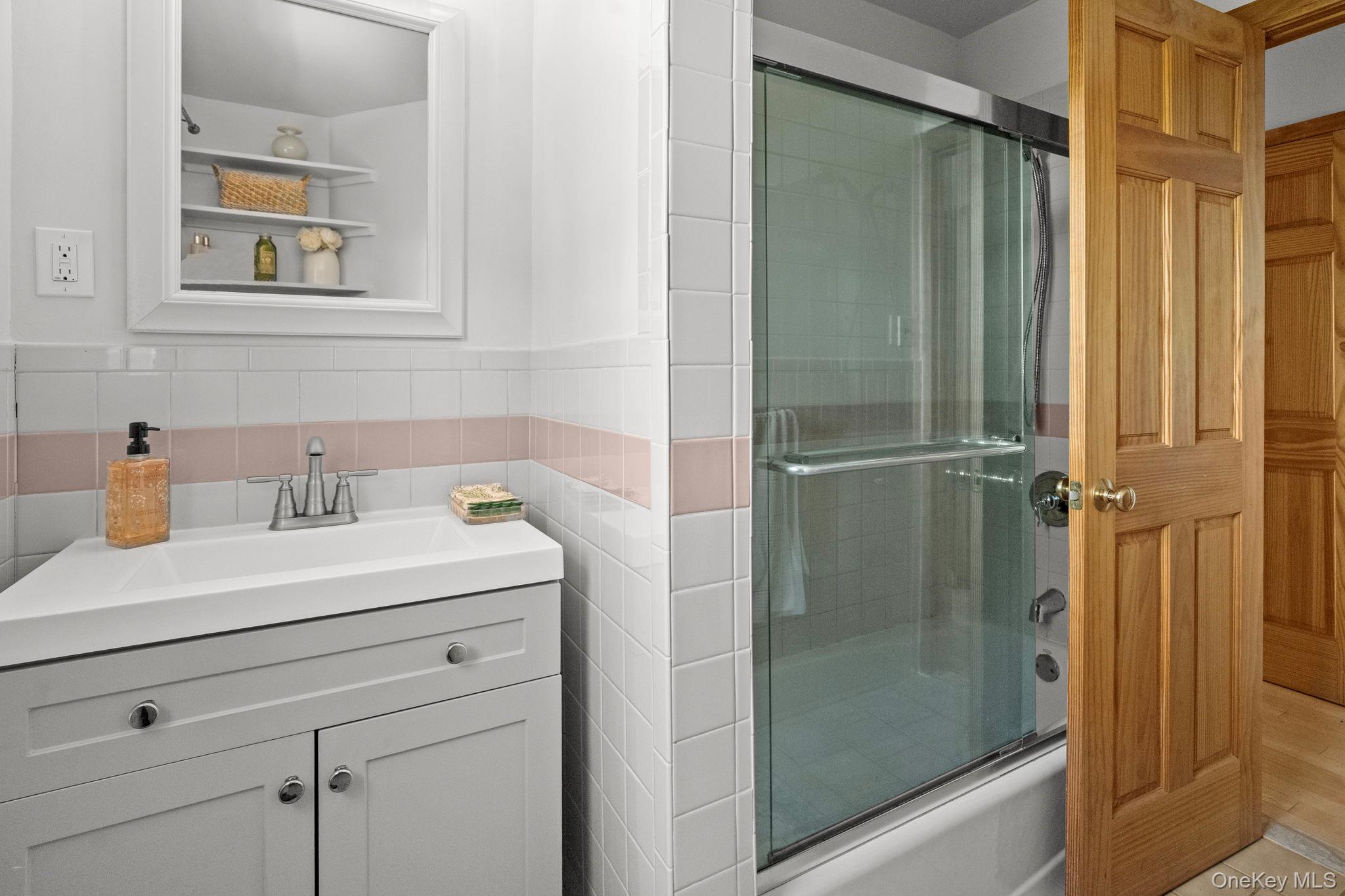 25 Maple Avenue, Chappaqua, NY 10514