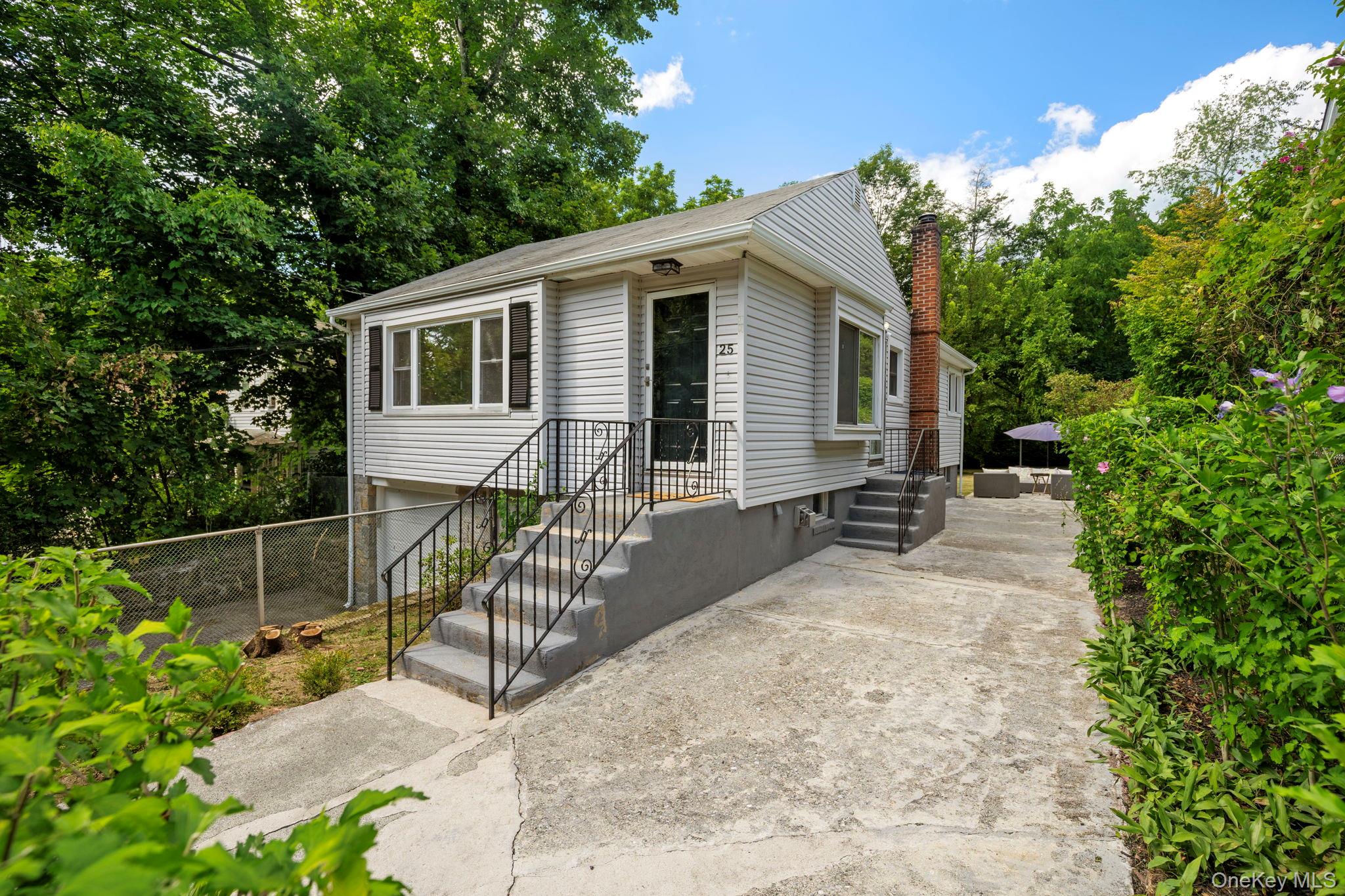 25 Maple Avenue, Chappaqua, NY 10514