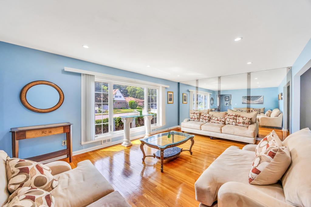 336 Princeton Street, Westbury, NY 11590