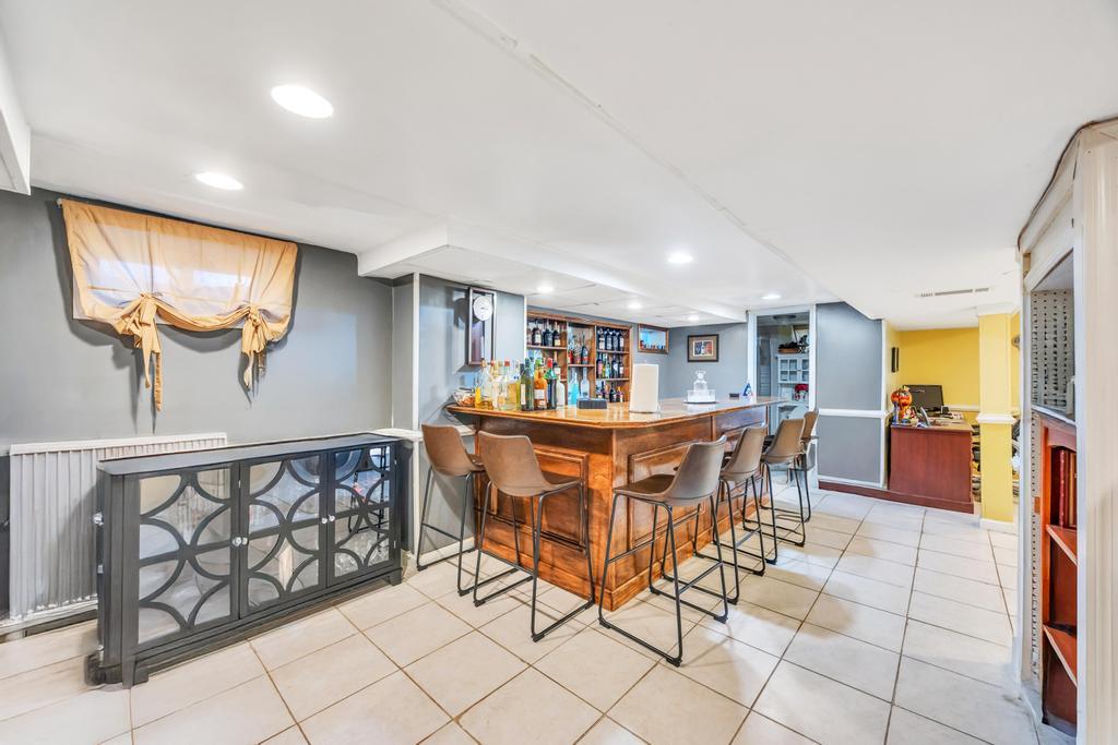 336 Princeton Street, Westbury, NY 11590