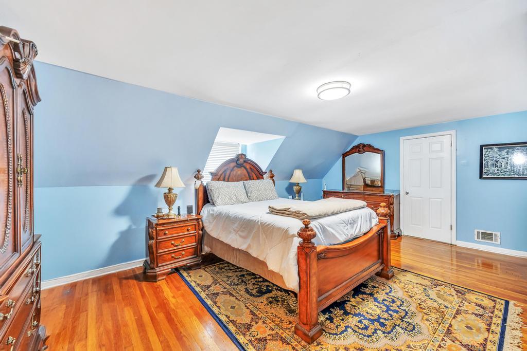 336 Princeton Street, Westbury, NY 11590