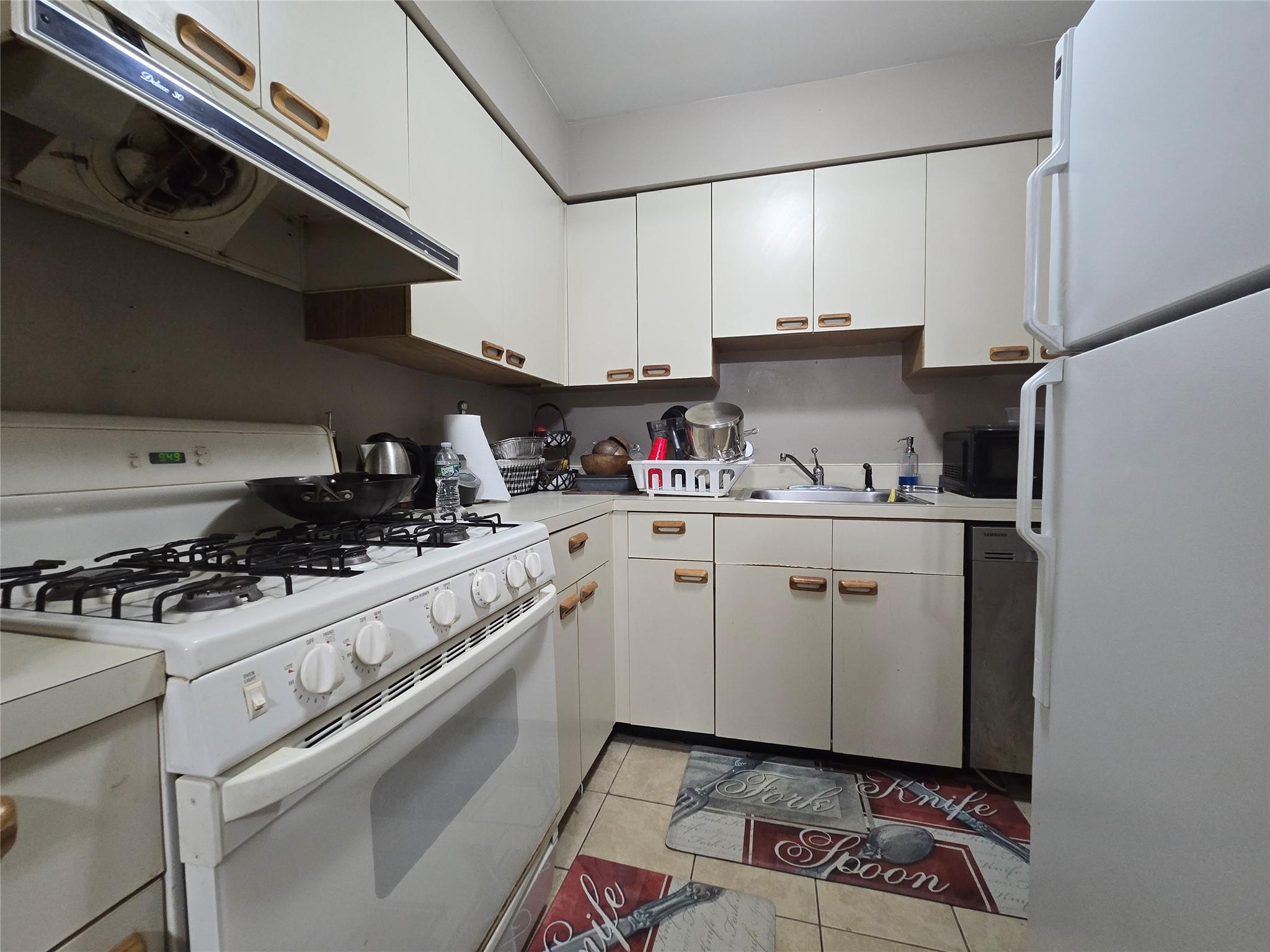 25 Ruth Court, Middletown, NY 10940