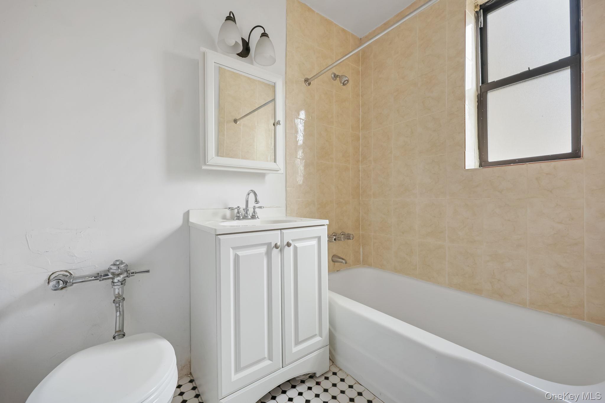 3184 Grand Concourse # 4J, Bronx, NY 10458