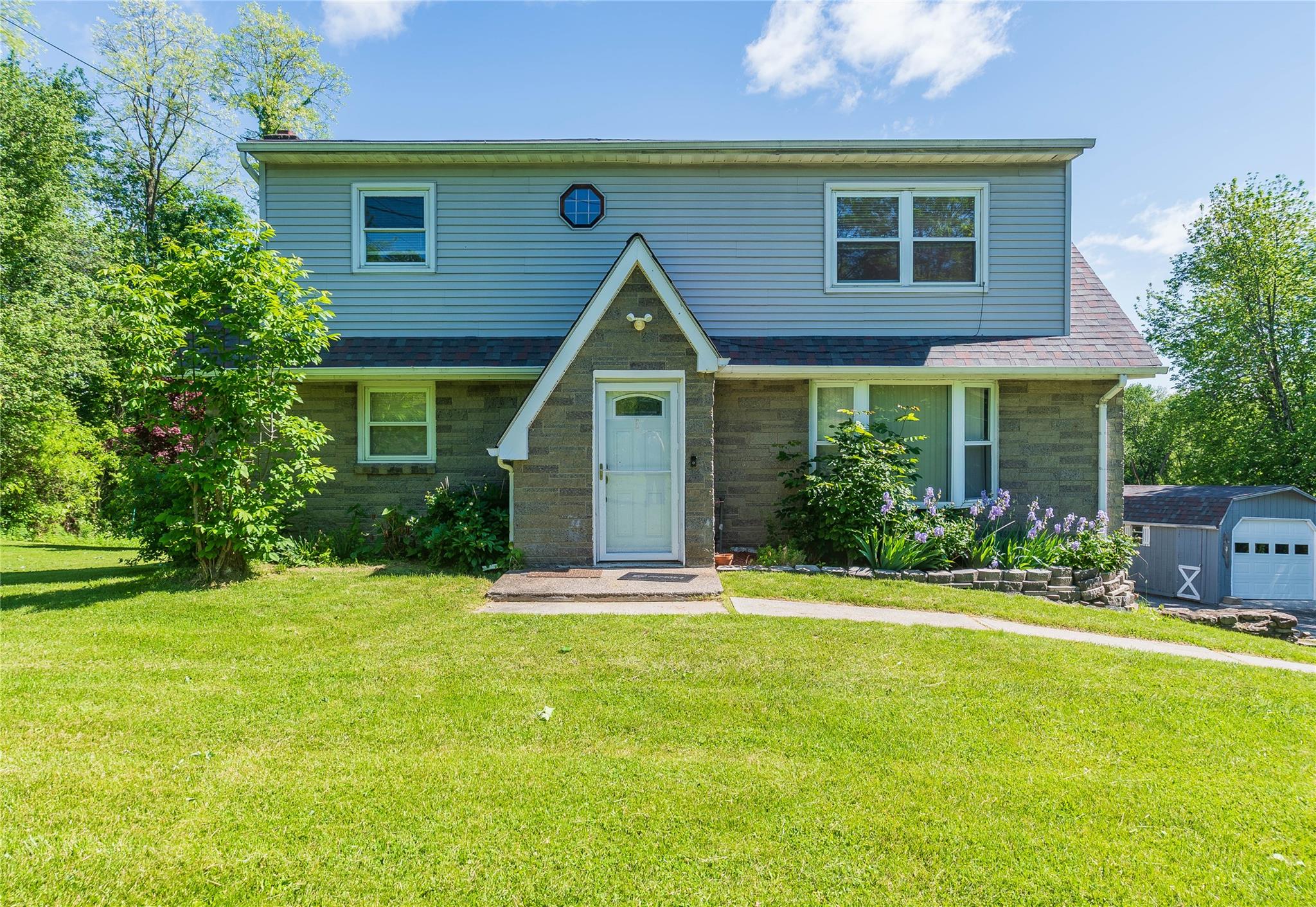 57 E Rock Cut Road, Walden, NY 12586