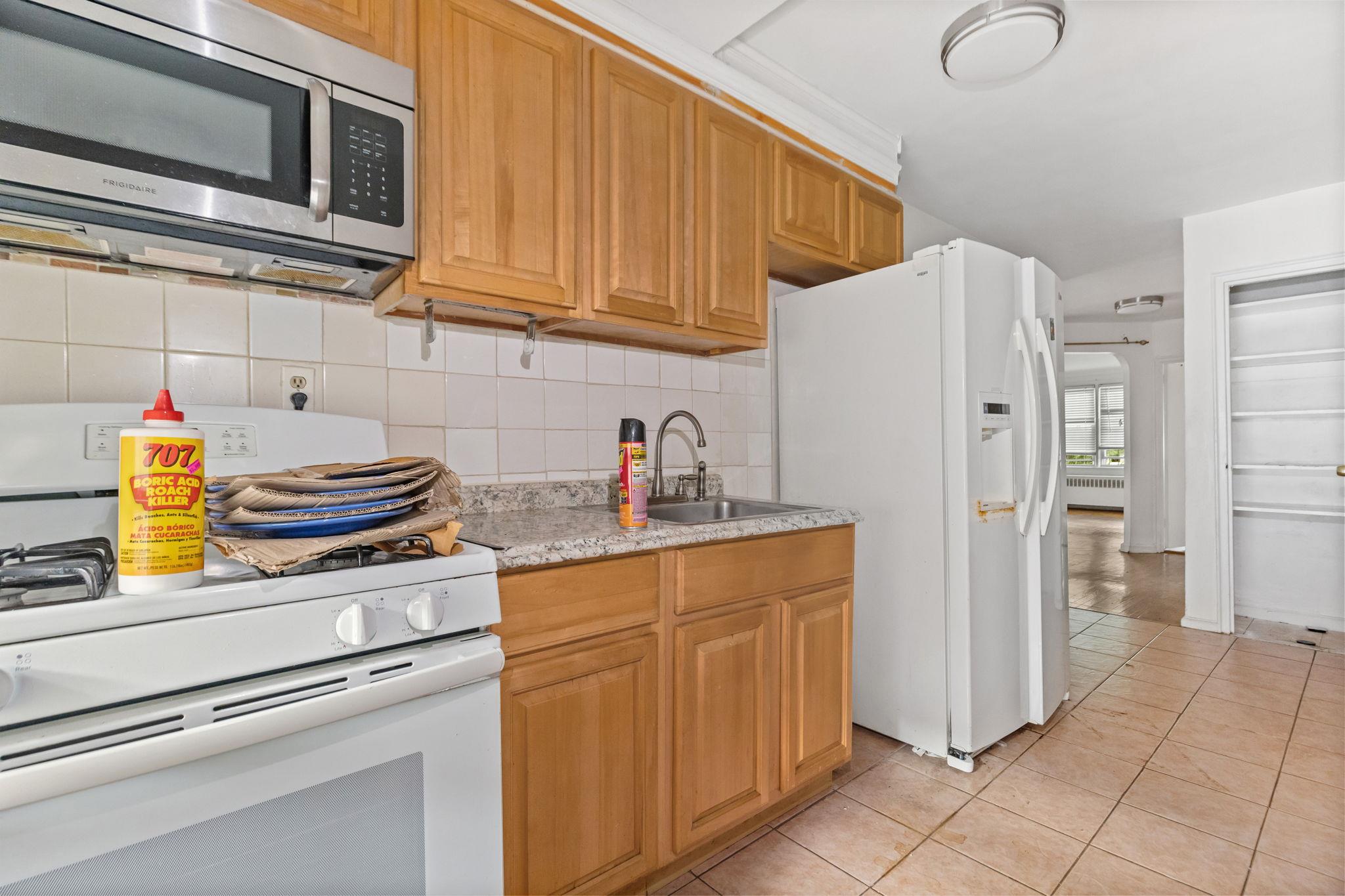 2129 Muliner Avenue, Bronx, NY 10462