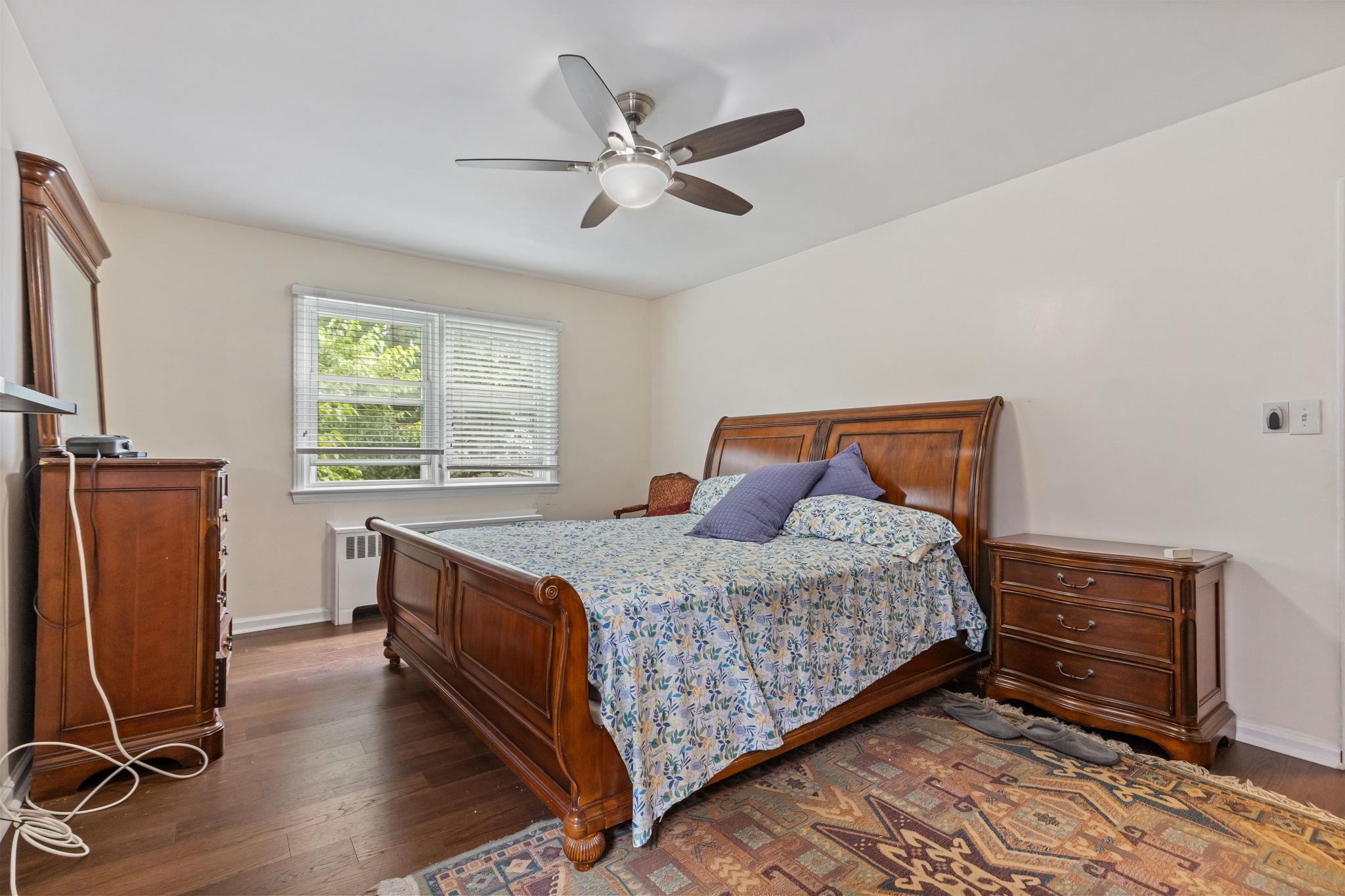 2129 Muliner Avenue, Bronx, NY 10462