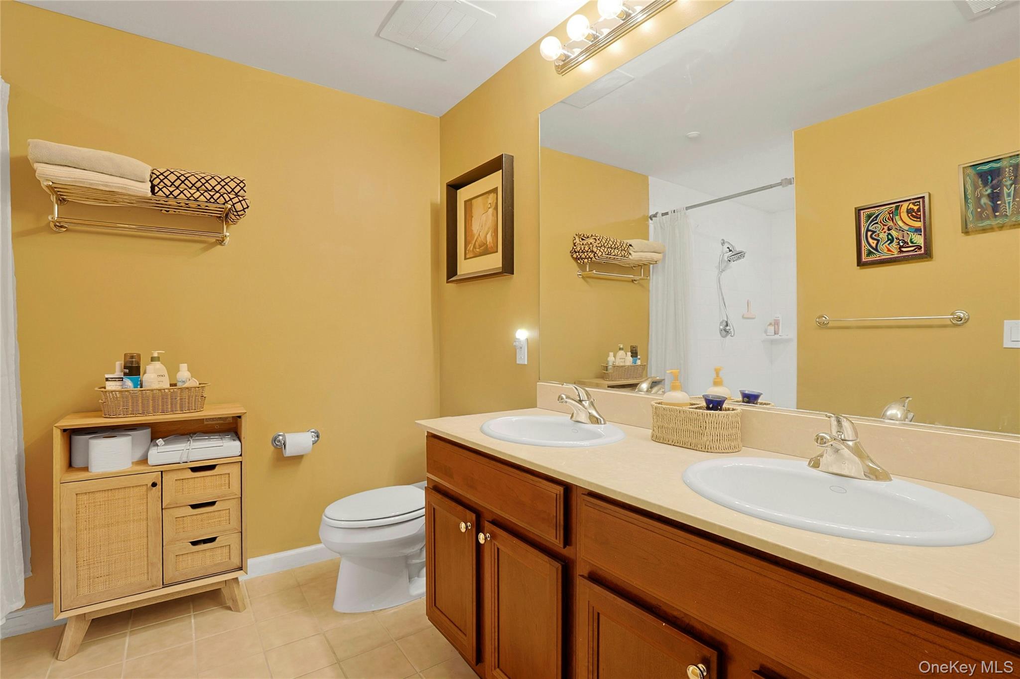 1320 Round Pointe Drive, Haverstraw, NY 10927