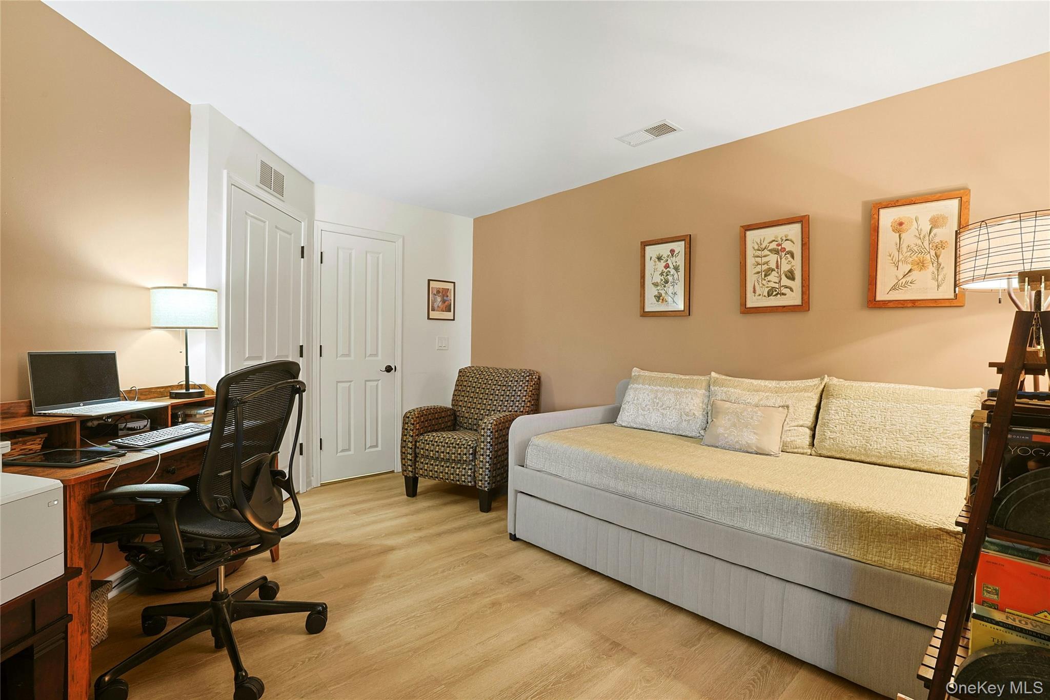 1320 Round Pointe Drive, Haverstraw, NY 10927