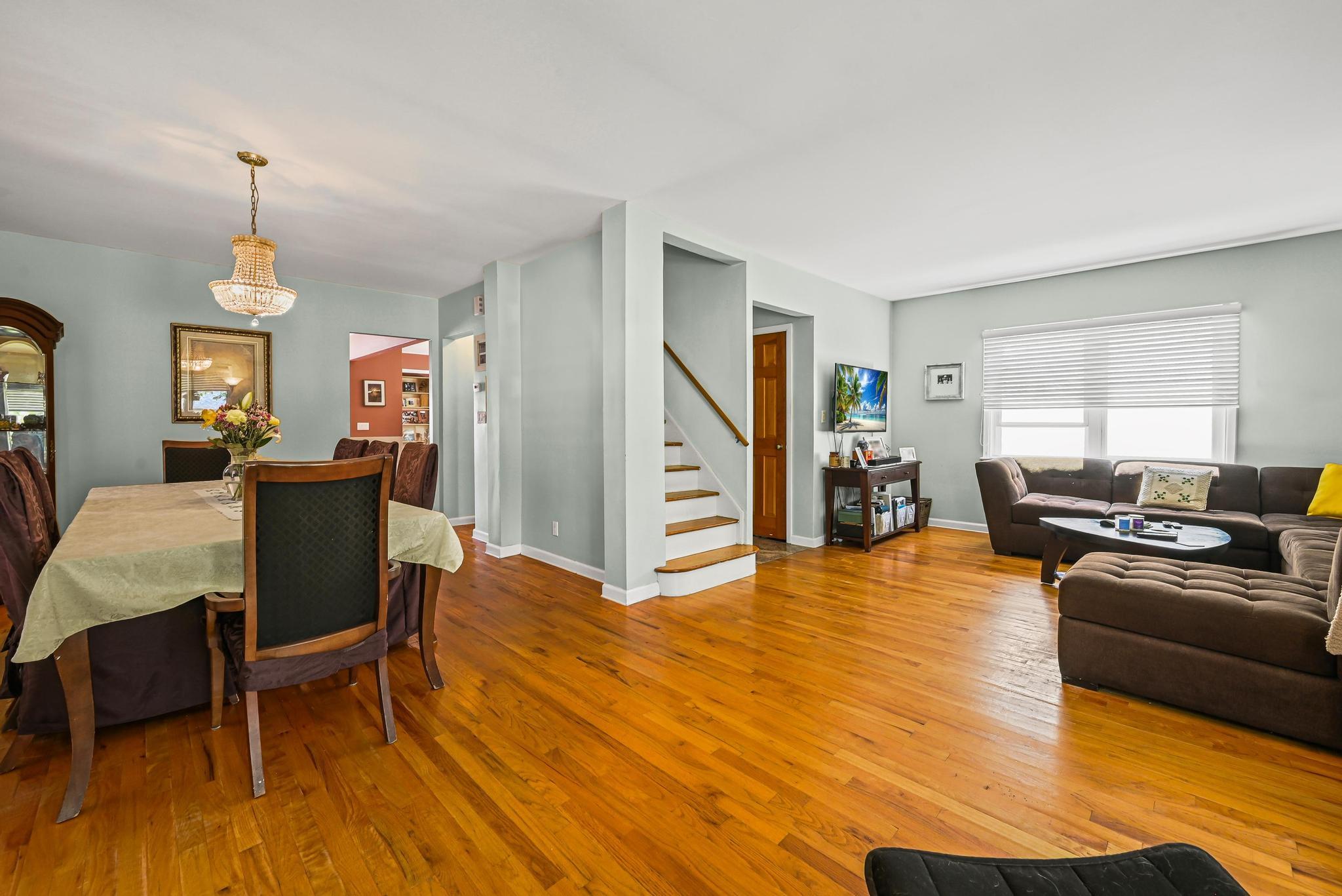 456 Beach 145th Street, Neponsit, NY 11694