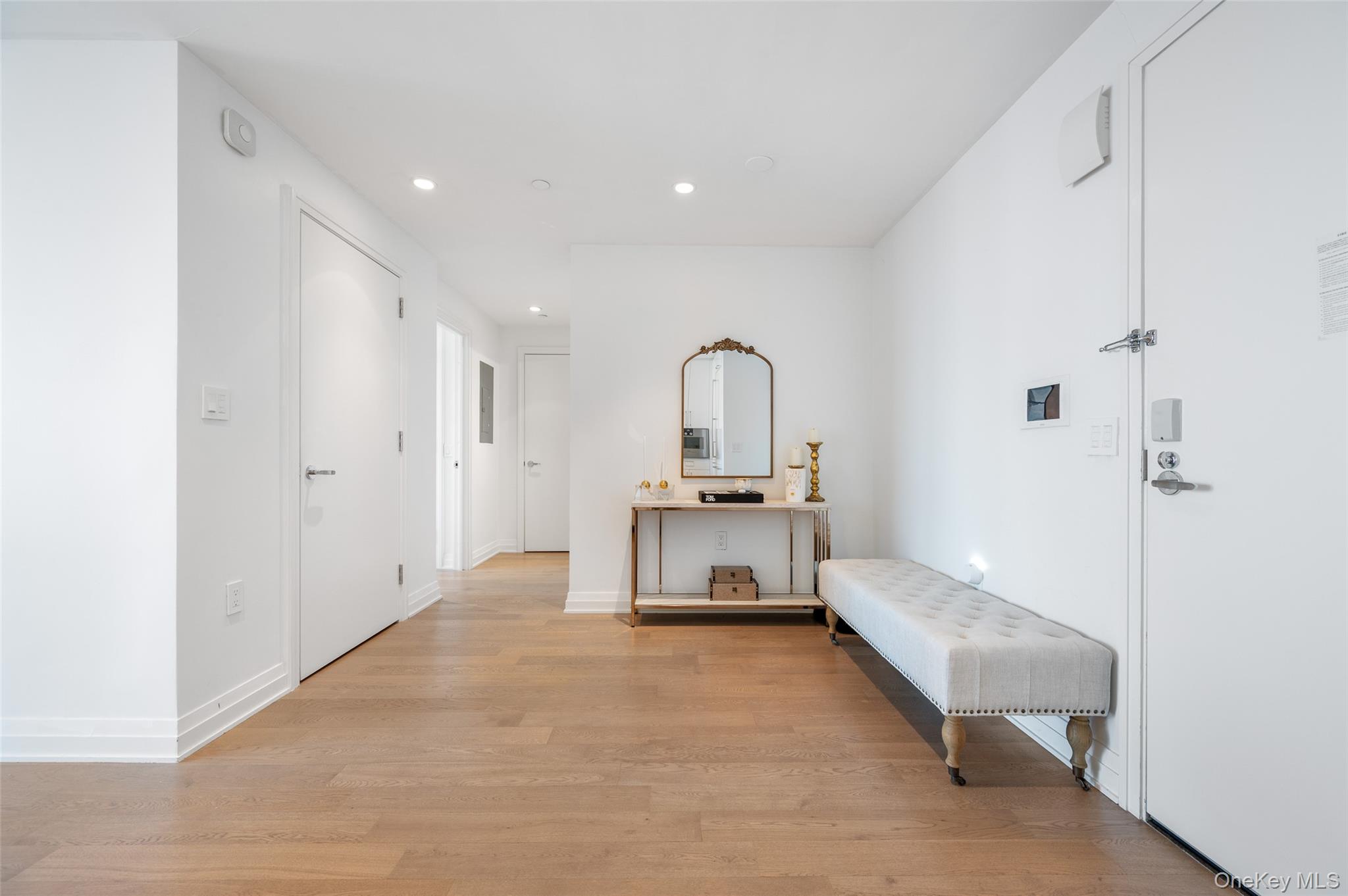 460 W 42nd Street # 57G, New York (Manhattan), NY 10036