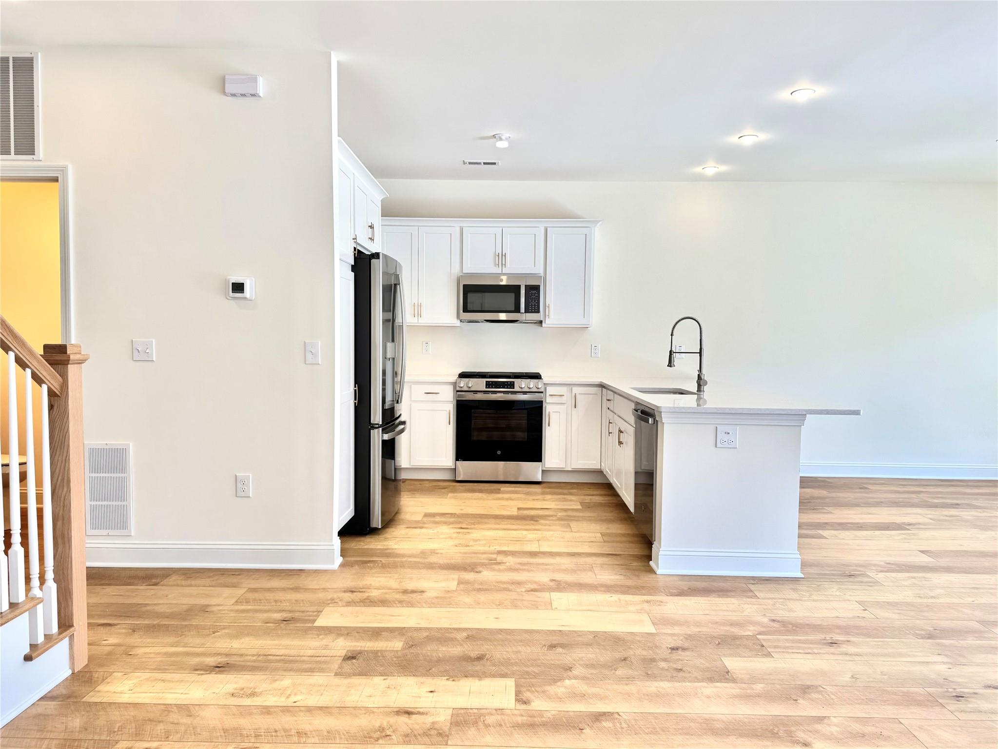 32 Marina Drive, Catskill, NY 12414