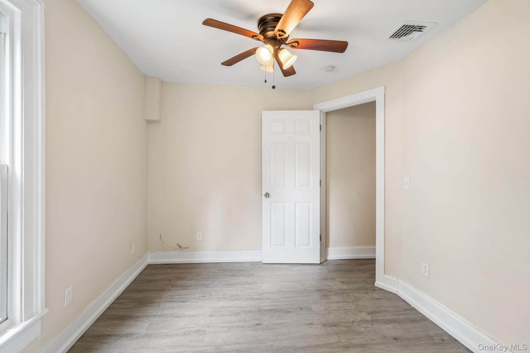 5 Mills Avenue, Middletown, NY 10940