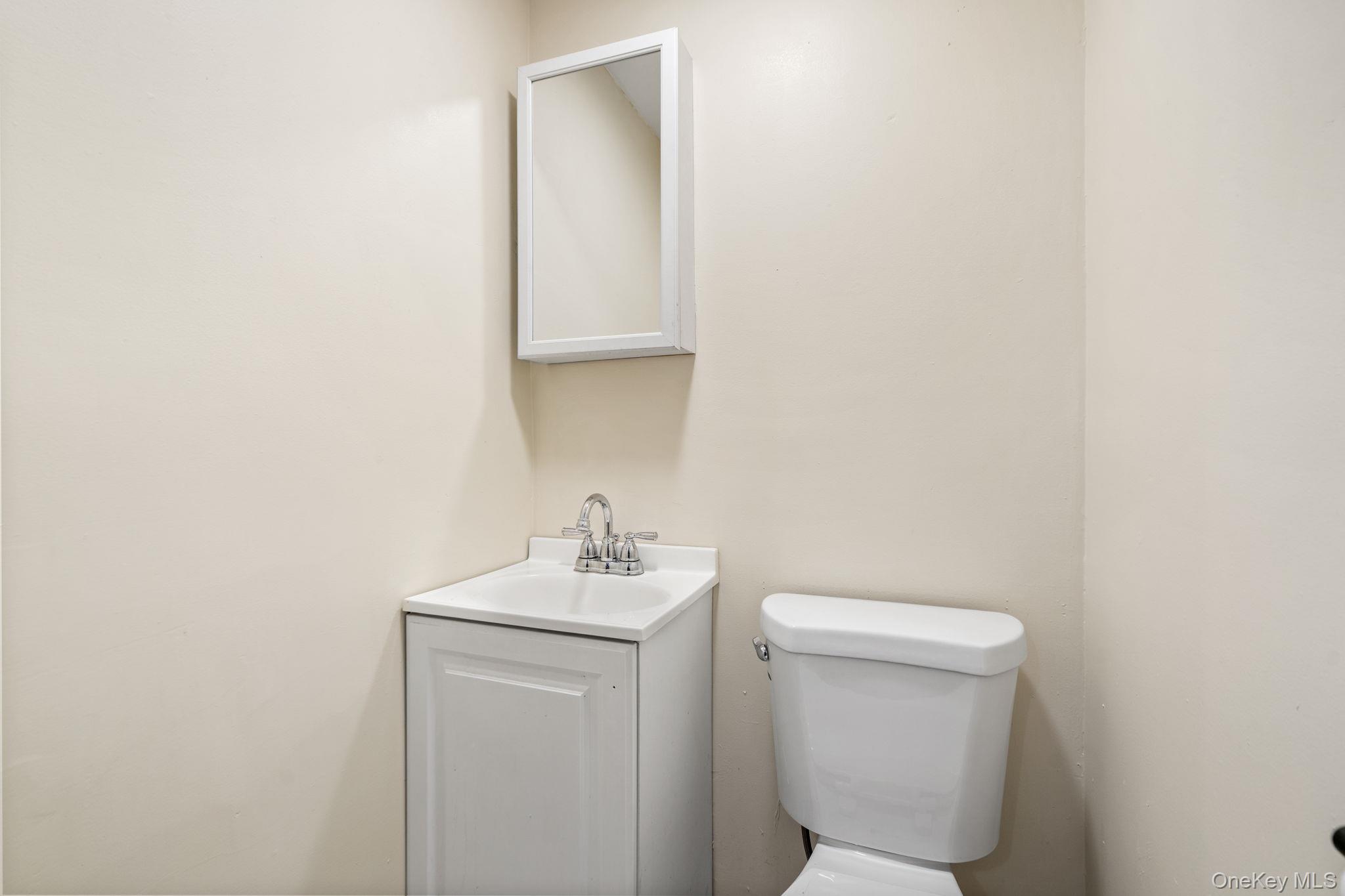 5 Mills Avenue, Middletown, NY 10940