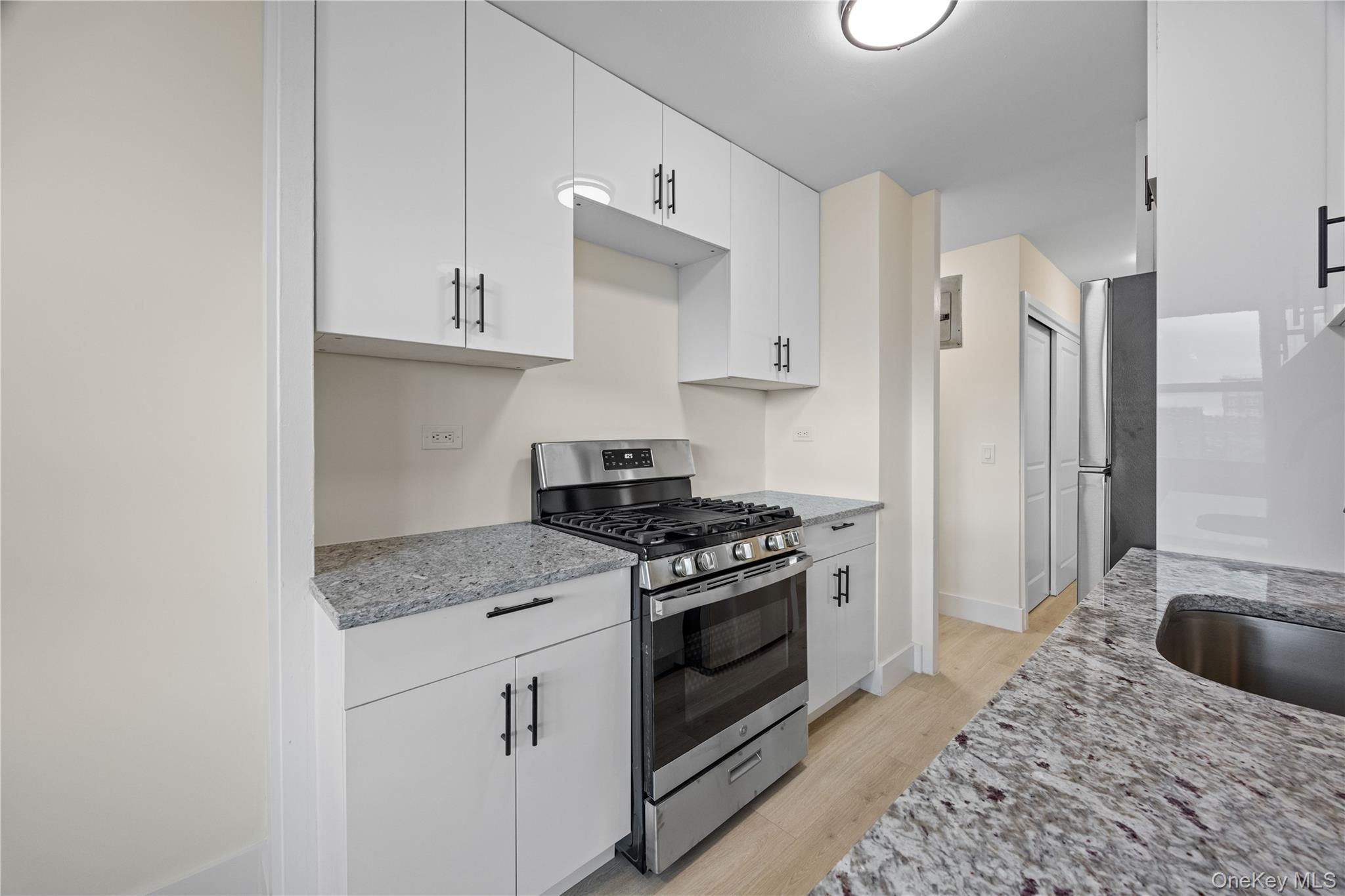 880 Boynton Avenue # 8B, Bronx, NY 10473