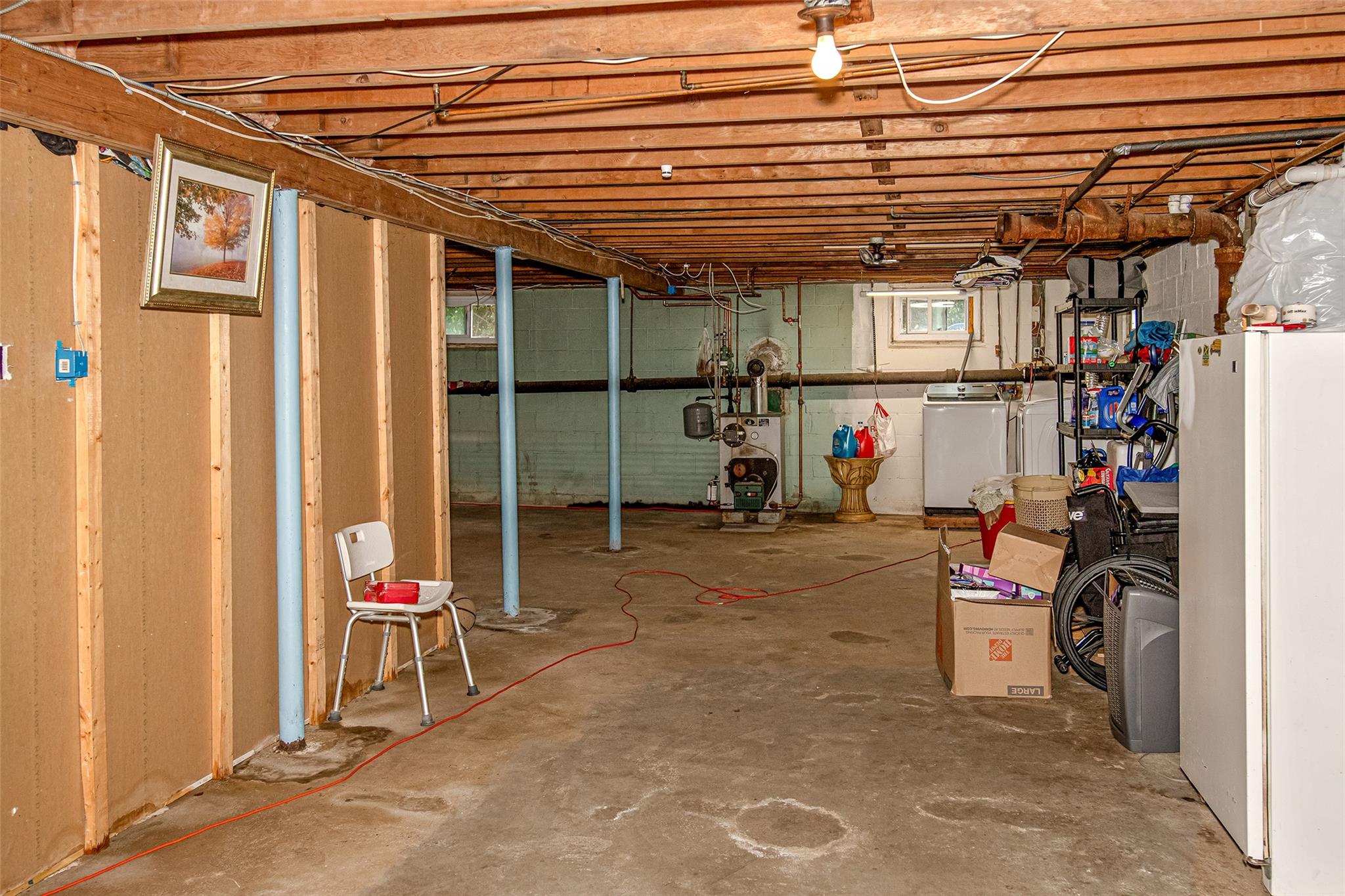 35 Anna Street, Bay Shore, NY 11706