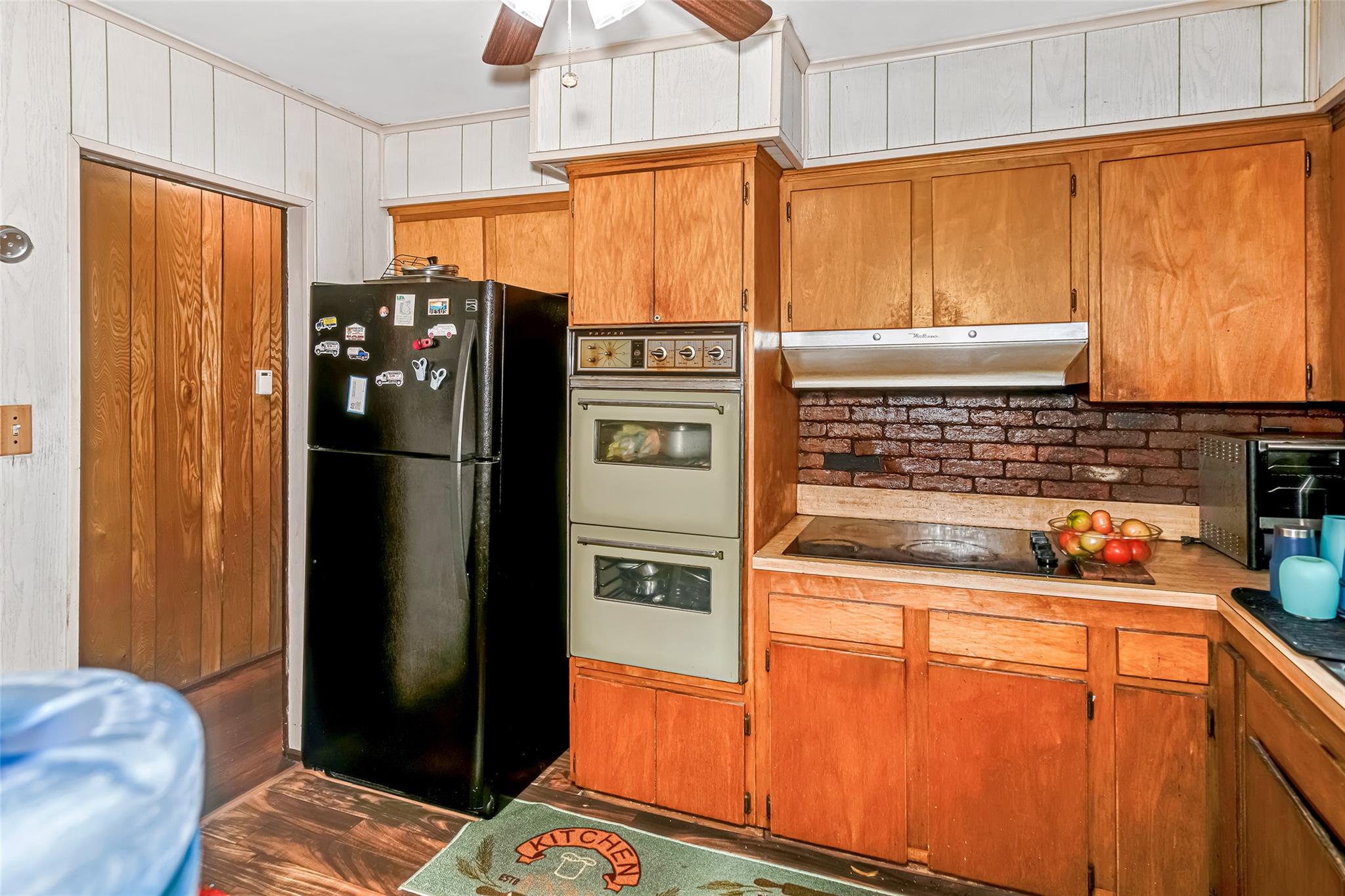 35 Anna Street, Bay Shore, NY 11706