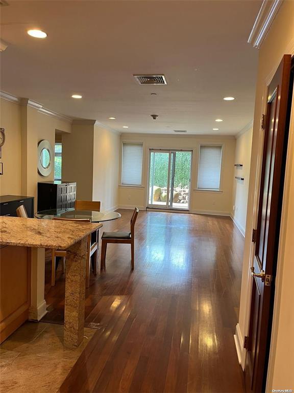 171 Great Neck Road # 1G, Great Neck, NY 11021