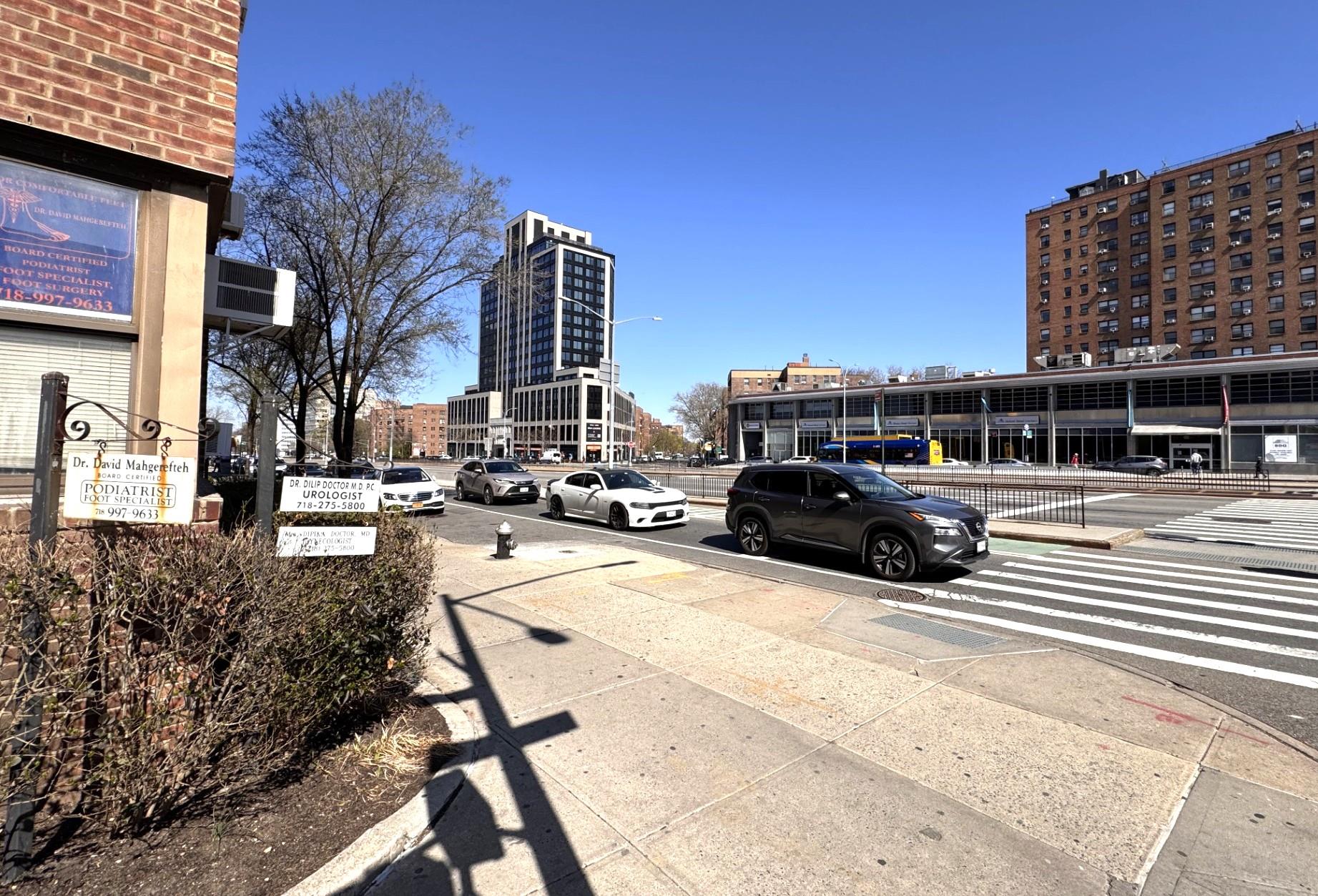 98-120 Queens Boulevard # 1G, Rego Park, NY 11374