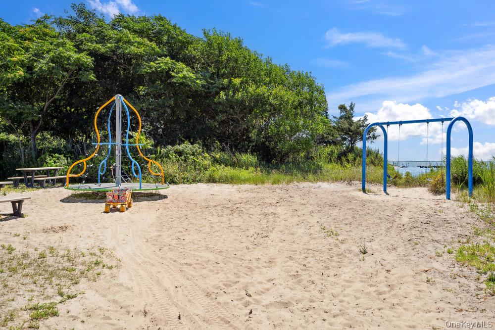 243 S Dunton Avenue, East Patchogue, NY 11772