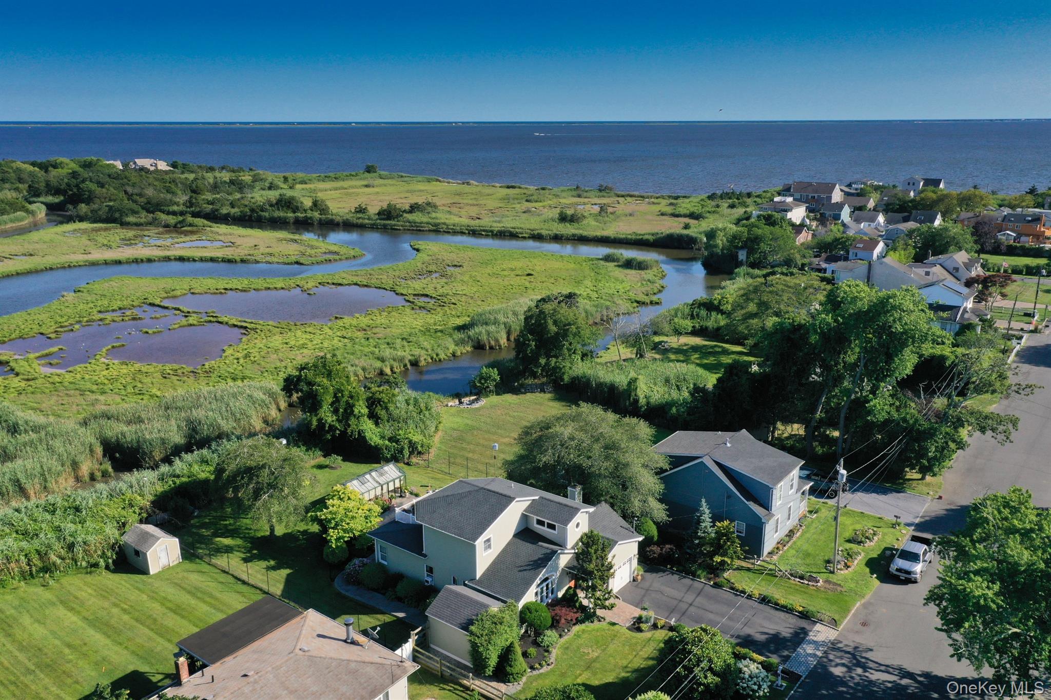 243 S Dunton Avenue, East Patchogue, NY 11772