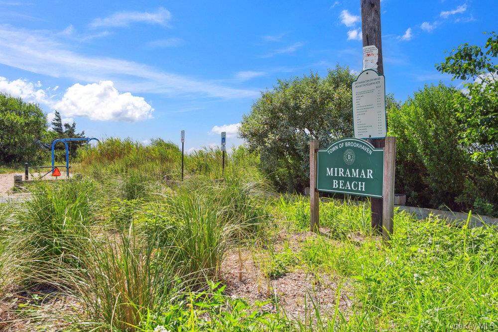 243 S Dunton Avenue, East Patchogue, NY 11772