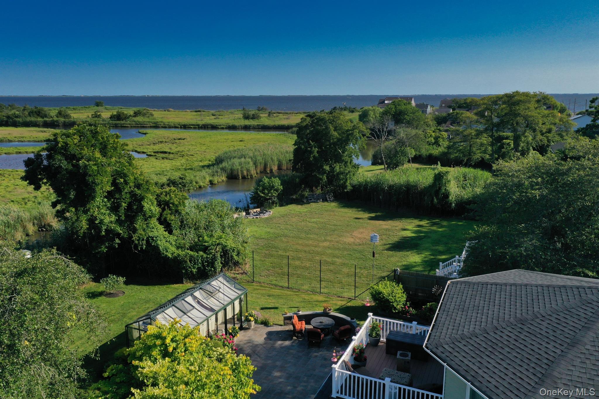 243 S Dunton Avenue, East Patchogue, NY 11772